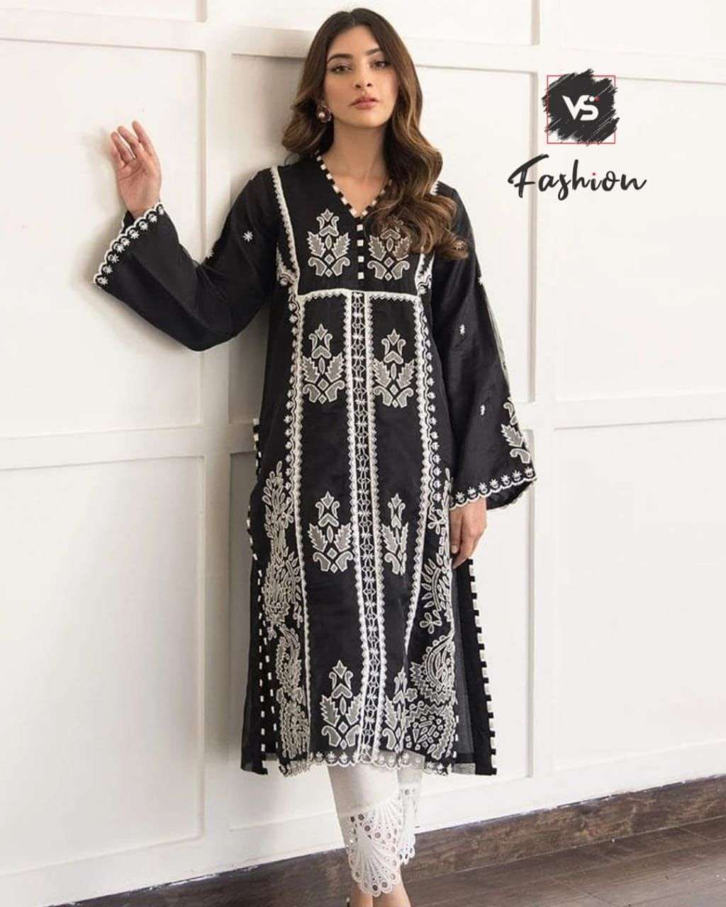 V S FASHION HIT DESIGN 604 BY V S FASHION BEAUTIFUL PAKISTANI SUITS COLORFUL STYLISH FANCY CASUAL WEAR & ETHNIC WEAR FAUX GEORGETTE DRESSES AT WHOLESALE PRICE