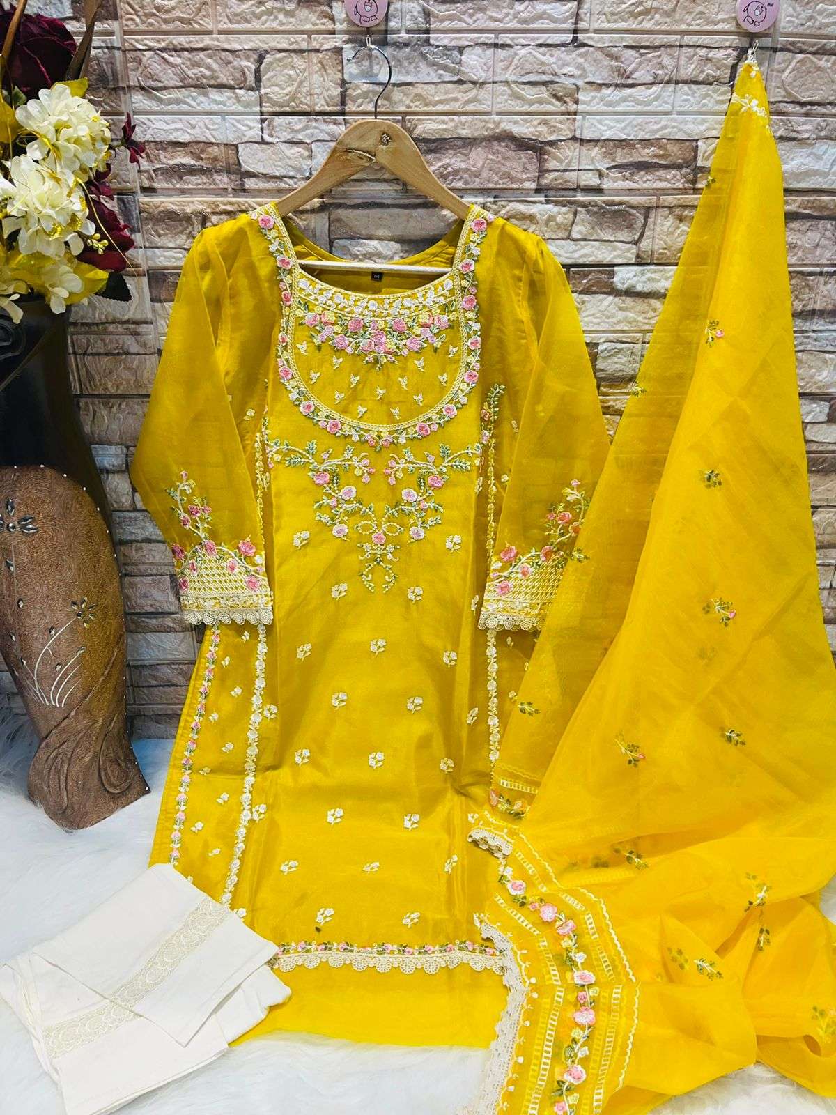 Deepsy Hit Design 259 By Deepsy Suits Pakistani Suits Beautiful Fancy Colorful Stylish Party Wear & Occasional Wear Pure Organza Embroidery Dresses At Wholesale Price