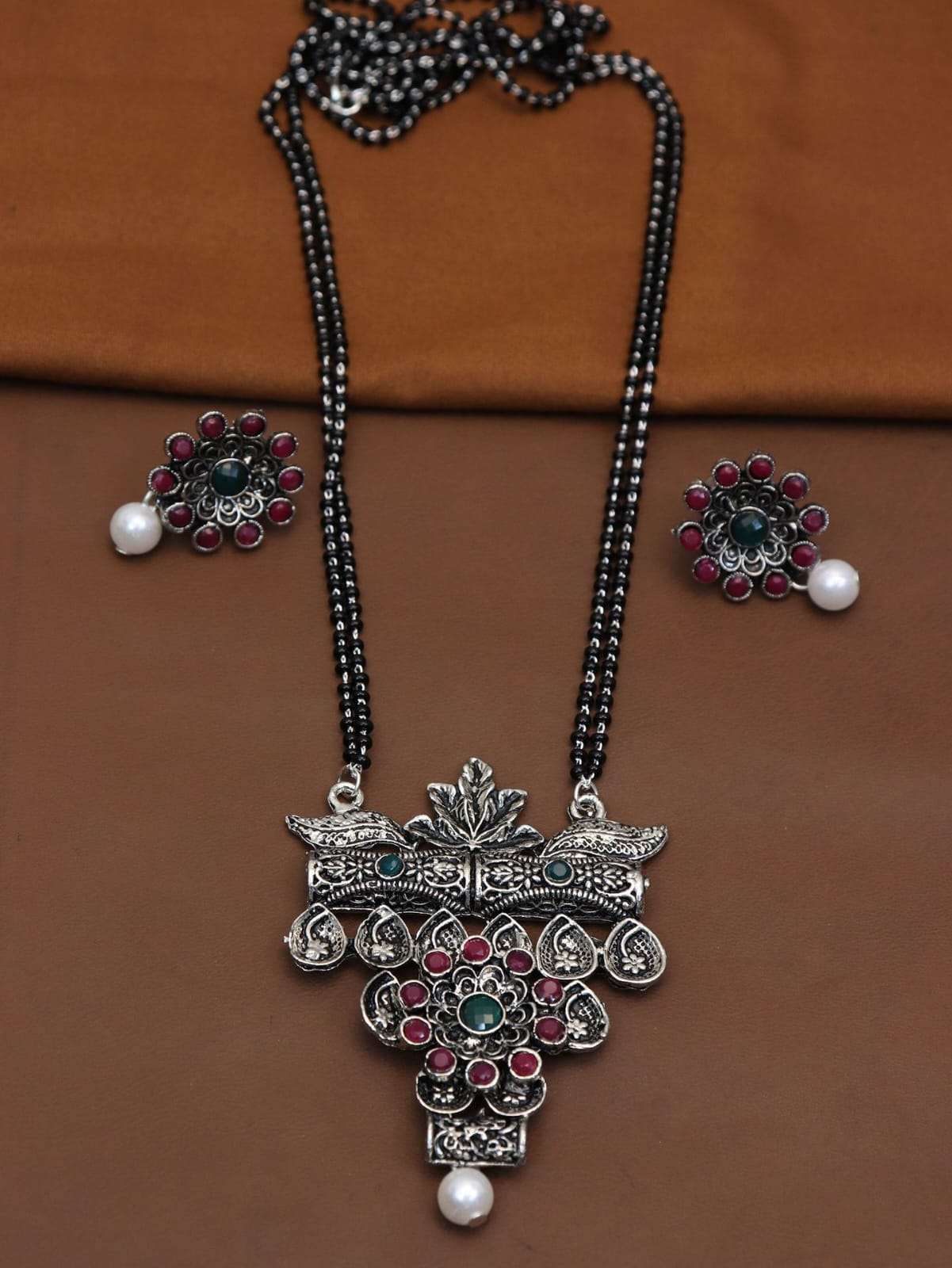M-1165 SERIES BY FASHID WHOLESALE 1165 TO 1168 SERIES TRADITIONAL IMITATION JEWELLERY FOR INDIAN ATTIRE AT EXCLUSIVE RANGE.