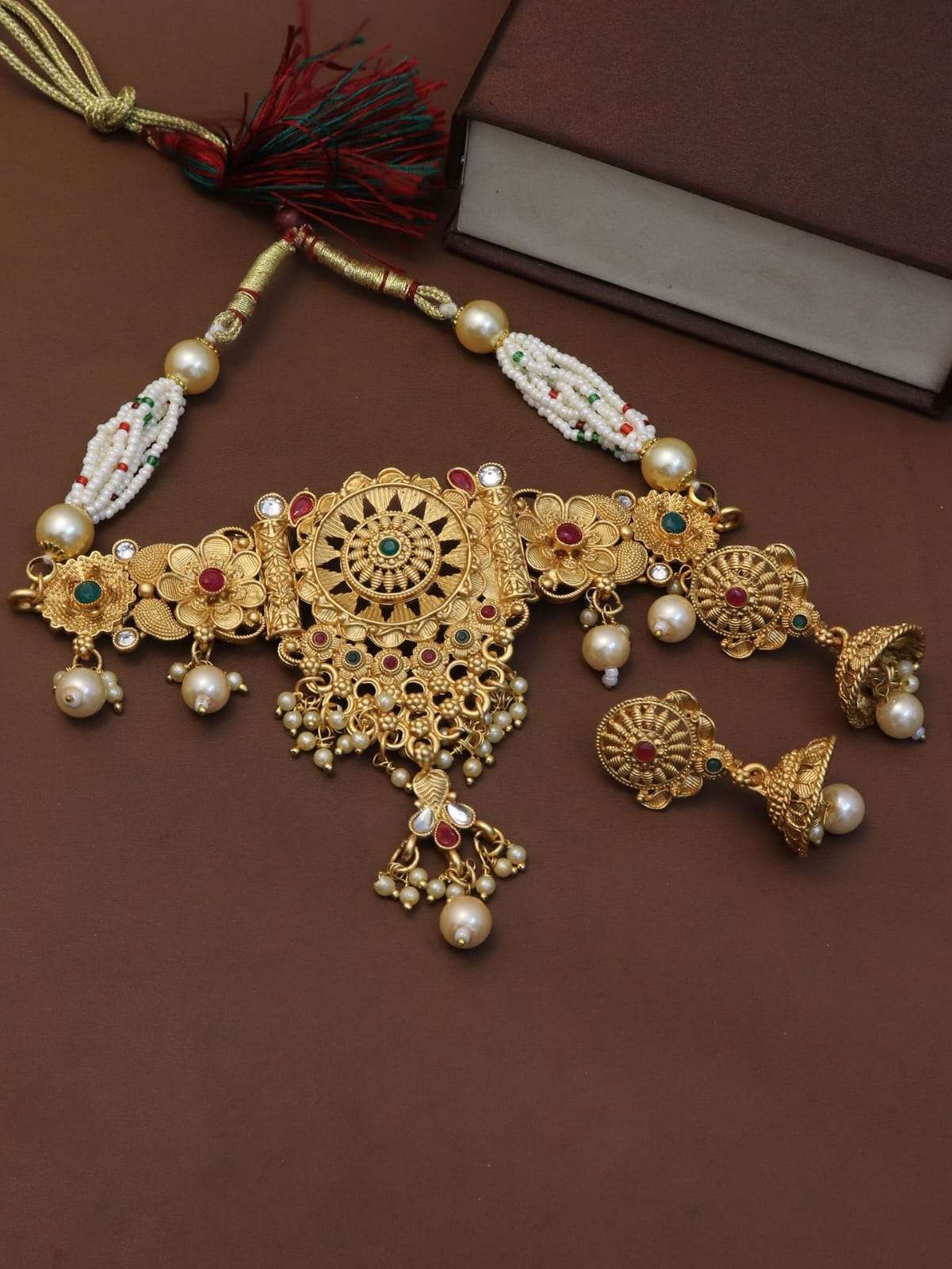 S-604 SERIES BY FASHID WHOLESALE 604 TO 605 SERIES TRADITIONAL ARTIFICIAL JEWELLERY FOR INDIAN ATTIRE AT EXCLUSIVE RANGE.