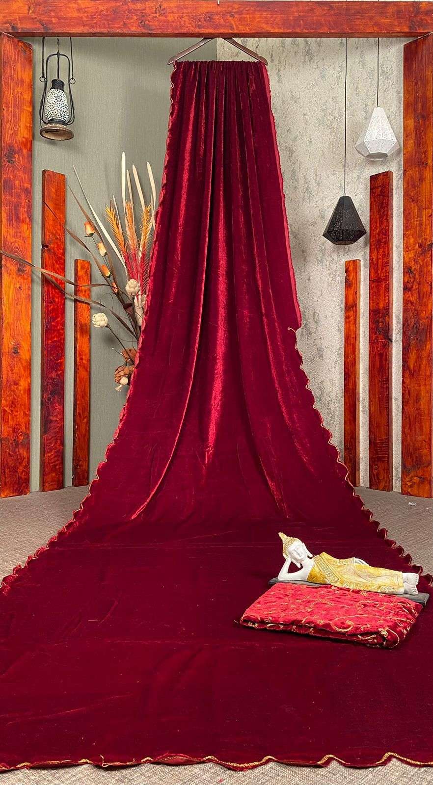 L-1572 By Fashid Wholesale 01 To 04 Series Indian Traditional Wear Collection Beautiful Stylish Fancy Colorful Party Wear & Occasional Wear Chiffon Sarees At Wholesale Price