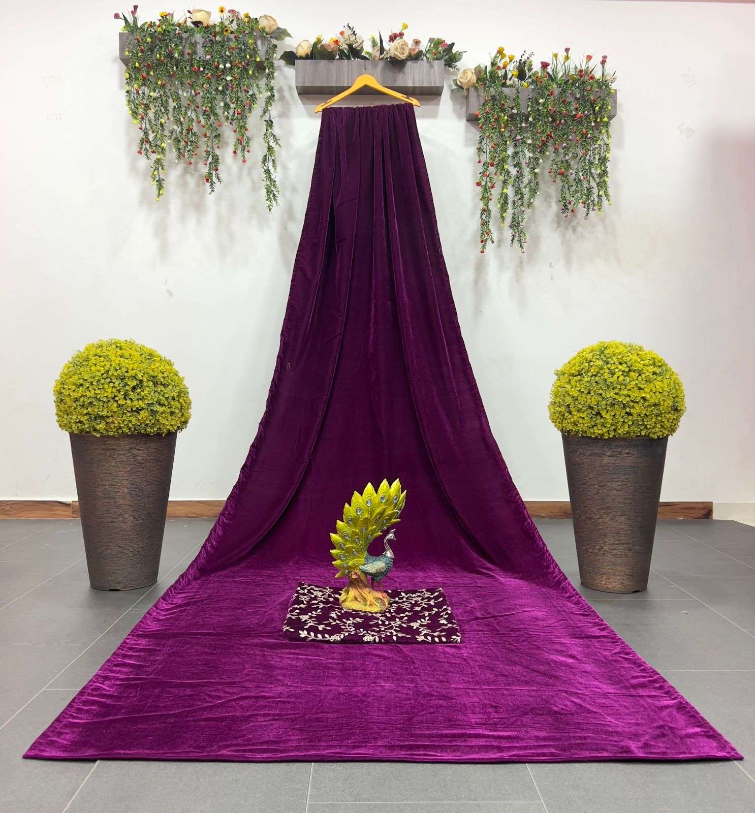 KD-371 COLOURS BY FASHID WHOLESALE INDIAN TRADITIONAL WEAR COLLECTION BEAUTIFUL STYLISH FANCY COLORFUL PARTY WEAR & OCCASIONAL WEAR VELVET SAREES AT WHOLESALE PRICE