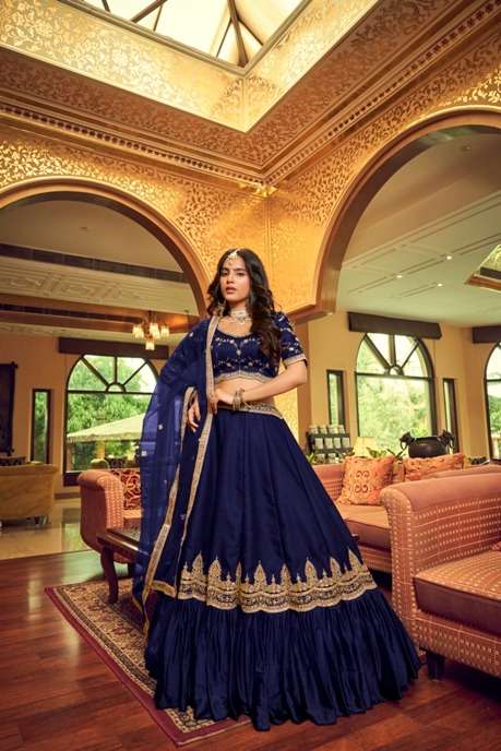 Royal Collection By Aahvan 01 To 03 Series Indian Traditional Wear Collection Beautiful Stylish Fancy Colorful Party Wear & Occasional Wear Silk/Satin Sarees At Wholesale Price