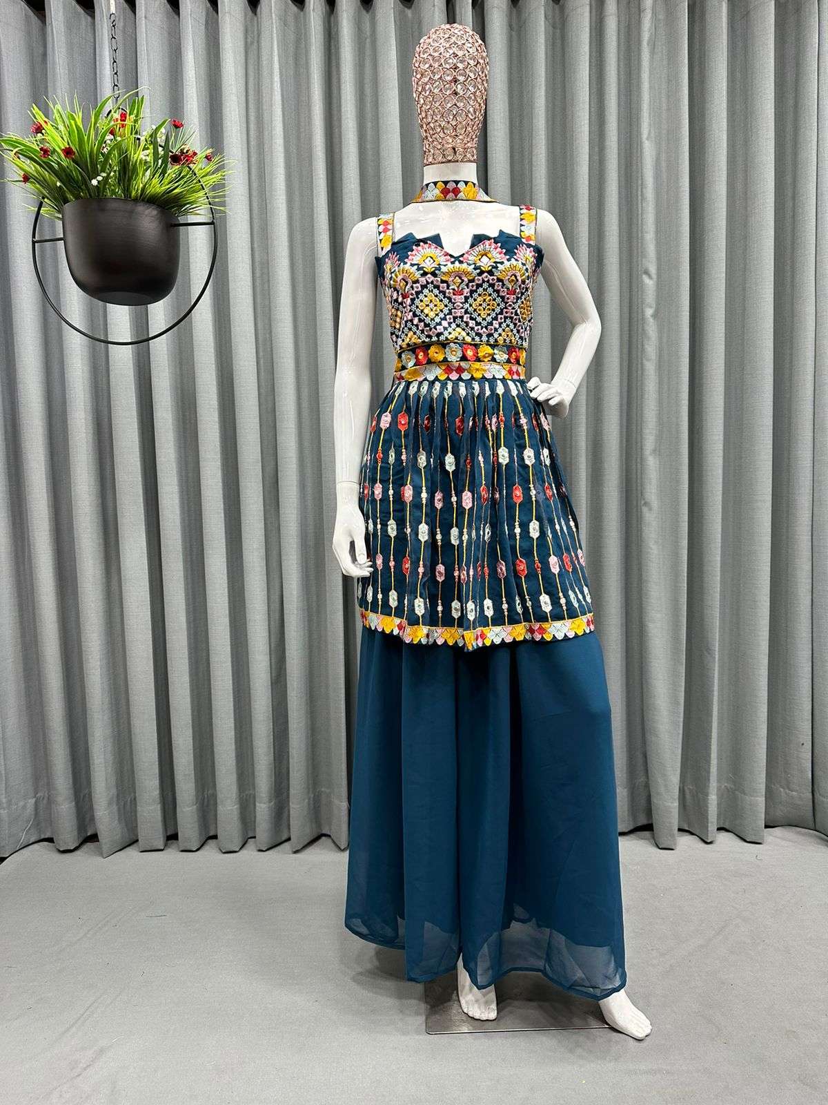 1122 By Fashid Wholesale Kd Beautiful Sharara Suits Colorful Stylish Fancy Casual Wear & Ethnic Wear Faux Georgette Embroidered Dresses At Wholesale Price