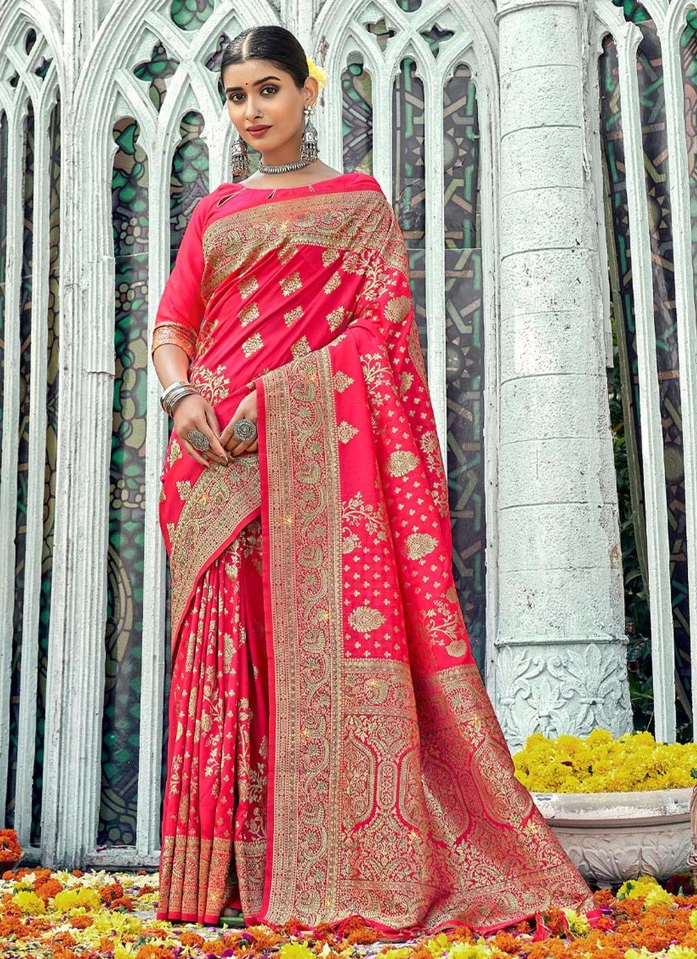 Manbhari By Bunawat 1001 To 1006 Series Indian Traditional Wear Collection Beautiful Stylish Fancy Colorful Party Wear & Occasional Wear Banarasi Silk Sarees At Wholesale Price