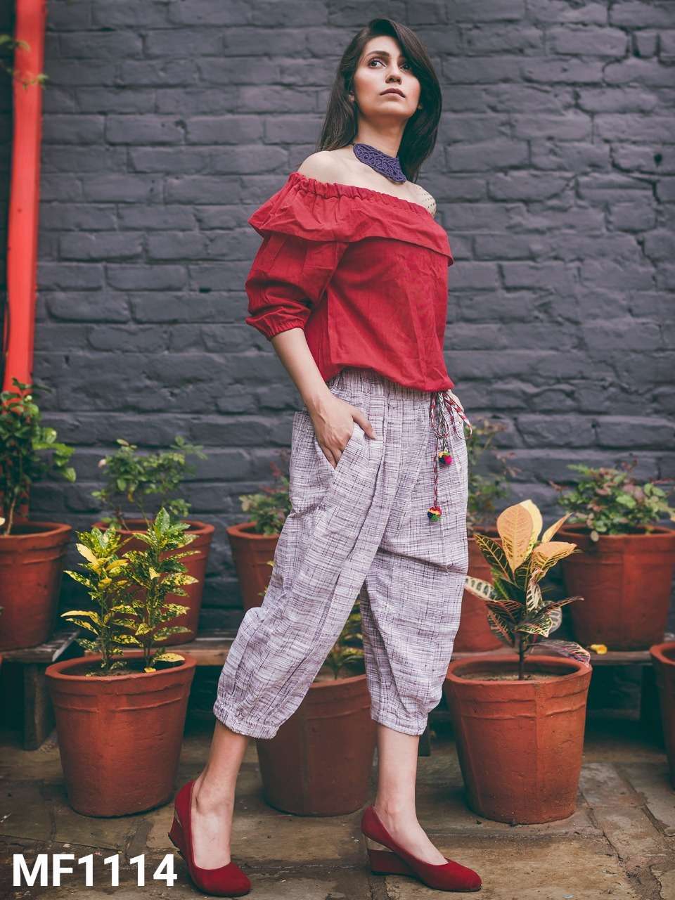 Mesmora 1101 Series By Mesmora 1101 To 1115 Series Beautiful Stylish Fancy Colorful Casual Wear & Ethnic Wear Cotton Print Tops With Bottom At Wholesale Price