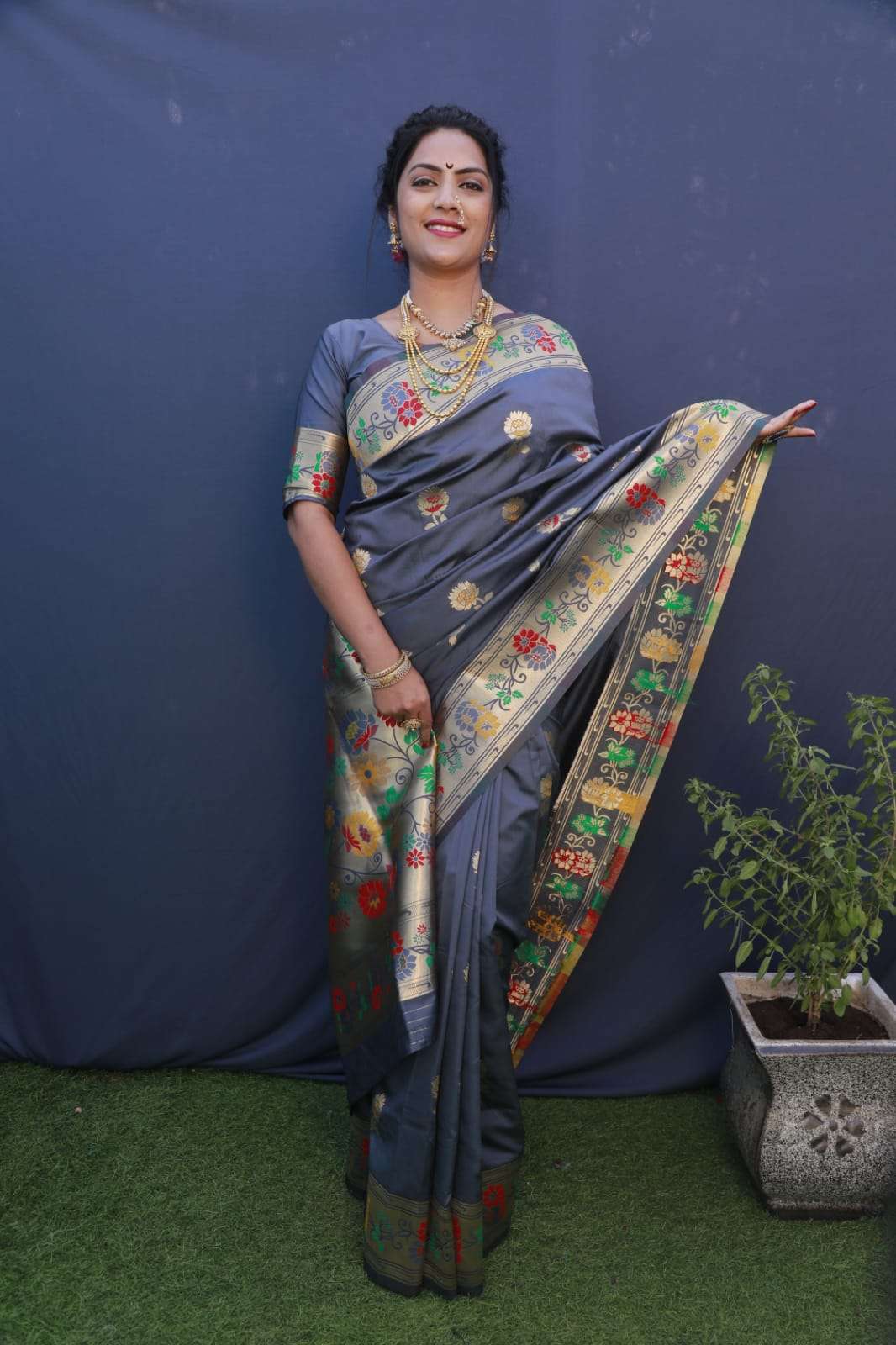 Kamal Paithani By Fashid Wholesale 01 To 08 Series Ph Indian Traditional Wear Collection Beautiful Stylish Fancy Colorful Party Wear & Occasional Wear Pure Handloom Silk Sarees At Wholesale Price