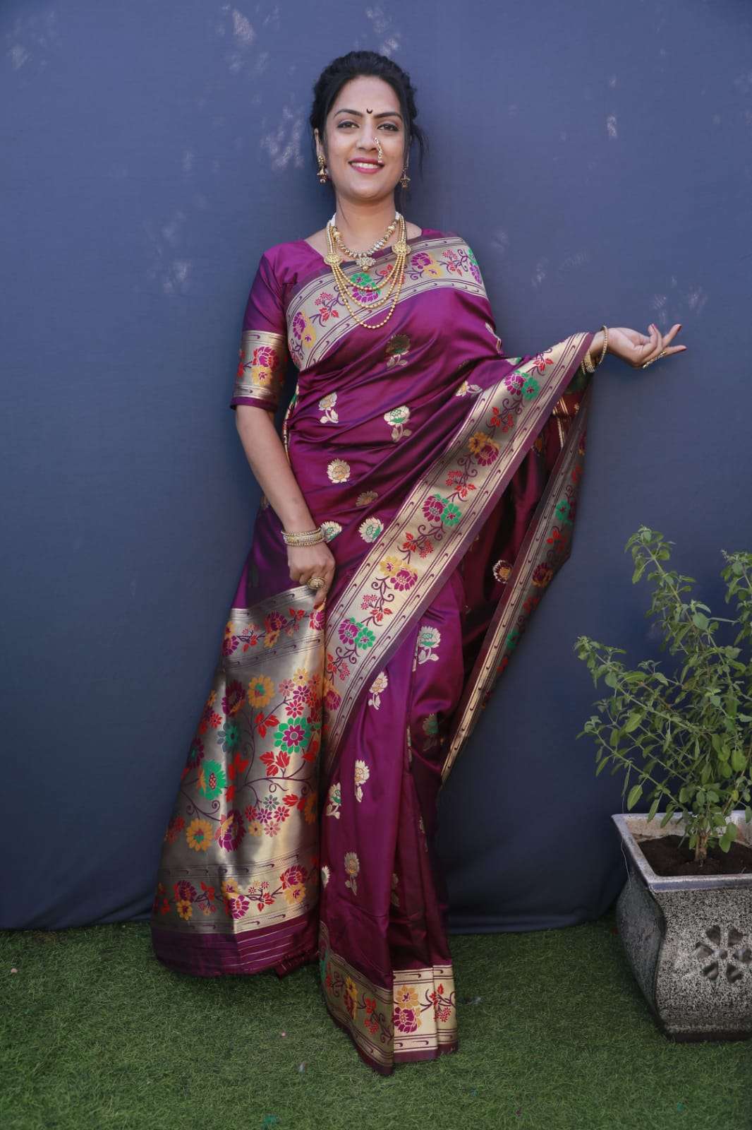 Kamal Paithani By Fashid Wholesale 01 To 08 Series Ph Indian Traditional Wear Collection Beautiful Stylish Fancy Colorful Party Wear & Occasional Wear Pure Handloom Silk Sarees At Wholesale Price