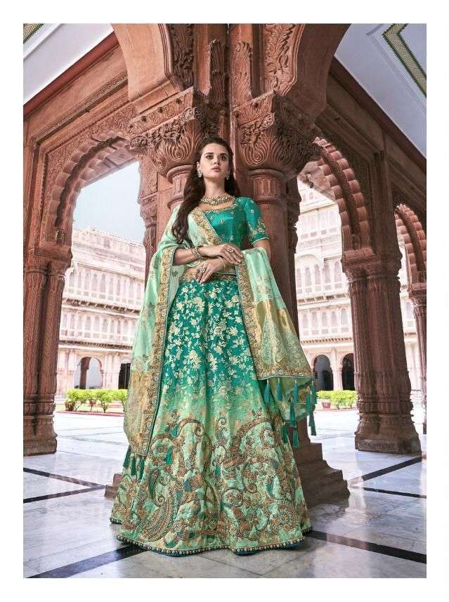 Tathastu Hit Design 2710 By Tathastu Bridal Wear Collection Beautiful Stylish Colorful Fancy Party Wear & Occasional Wear Fancy Lehengas At Wholesale Price