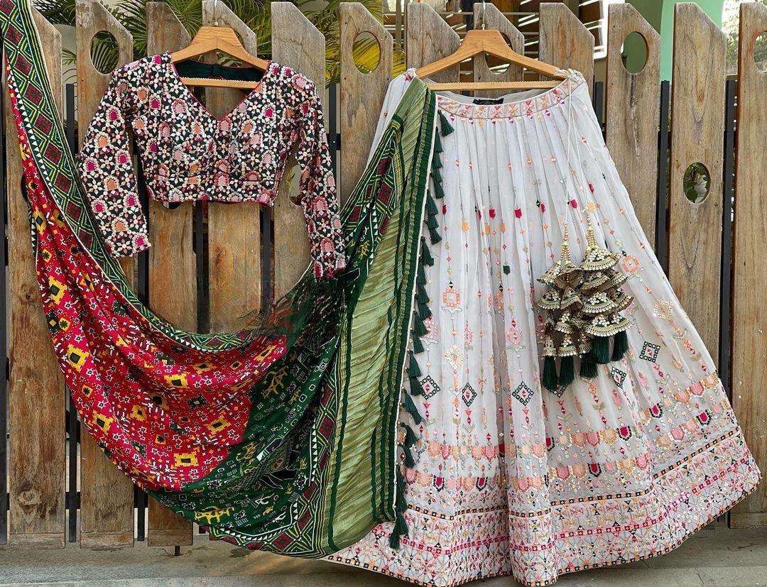 561 By Fashid Wholesale Lg Designer Beautiful Festive Collection Occasional Wear & Party Wear Georgette Lehengas At Wholesale Price