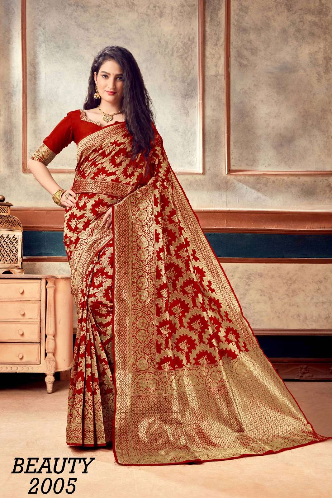 Beauty By Fashion Lab 2001 To 2006 Series Indian Traditional Wear Collection Beautiful Stylish Fancy Colorful Party Wear & Occasional Wear Soft Silk Sarees At Wholesale Price