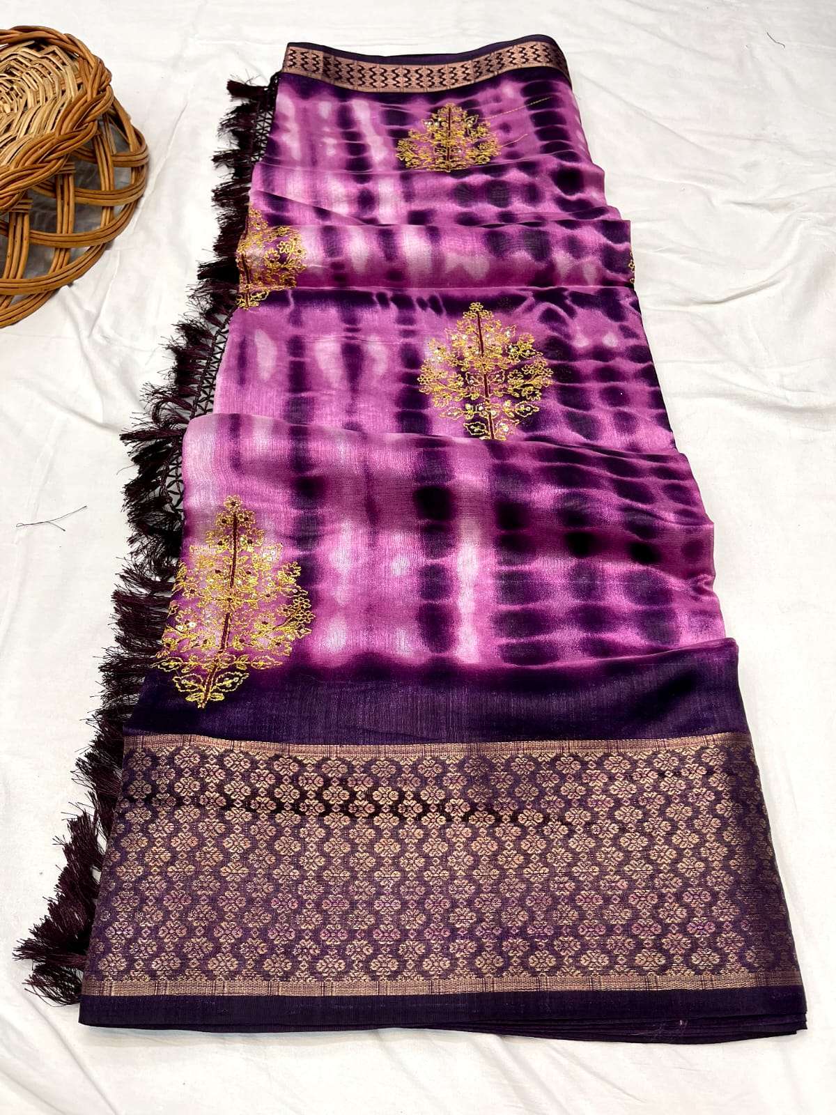 Komal By Fashid Wholesale 01 To 06 Series Vedant Indian Traditional Wear Collection Beautiful Stylish Fancy Colorful Party Wear & Occasional Wear Pure Cotton Silk Sarees At Wholesale Price