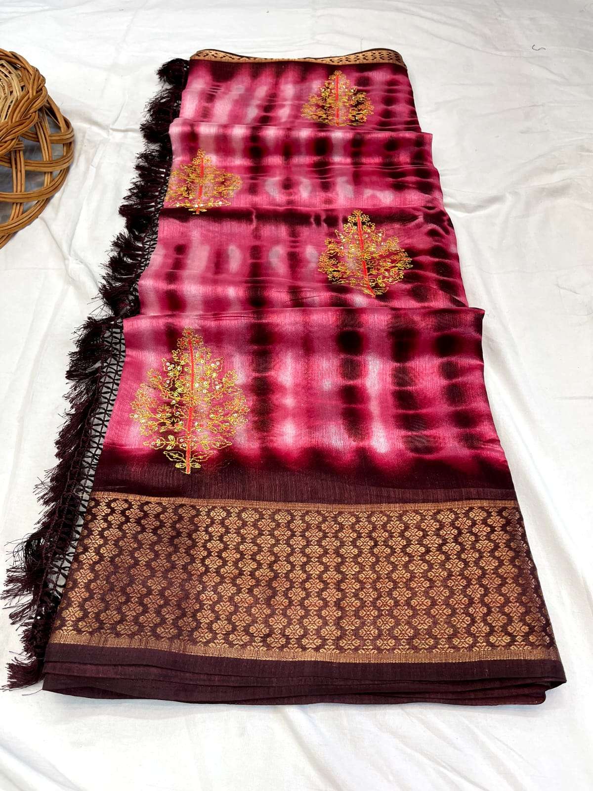 Komal By Fashid Wholesale 01 To 06 Series Vedant Indian Traditional Wear Collection Beautiful Stylish Fancy Colorful Party Wear & Occasional Wear Pure Cotton Silk Sarees At Wholesale Price