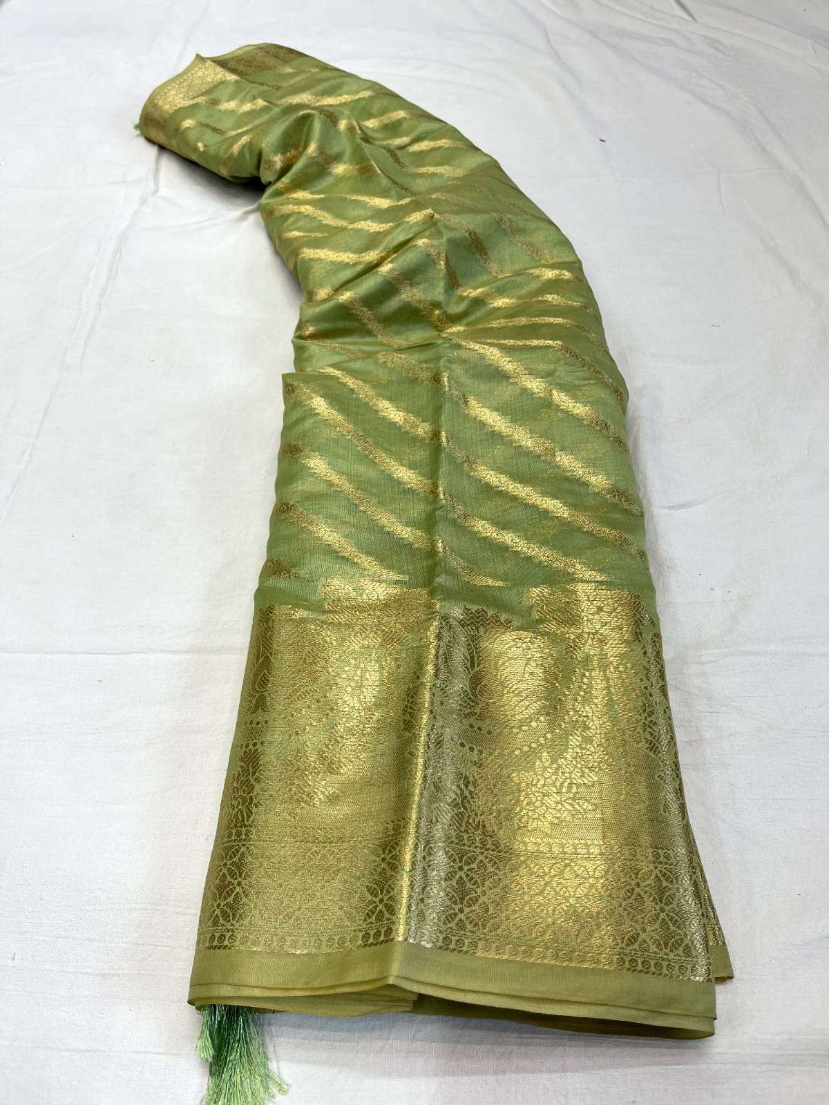 Neerali By Fashid Wholesale 01 To 06 Series Ve Indian Traditional Wear Collection Beautiful Stylish Fancy Colorful Party Wear & Occasional Wear Organza Jacquard Silk Sarees At Wholesale Price