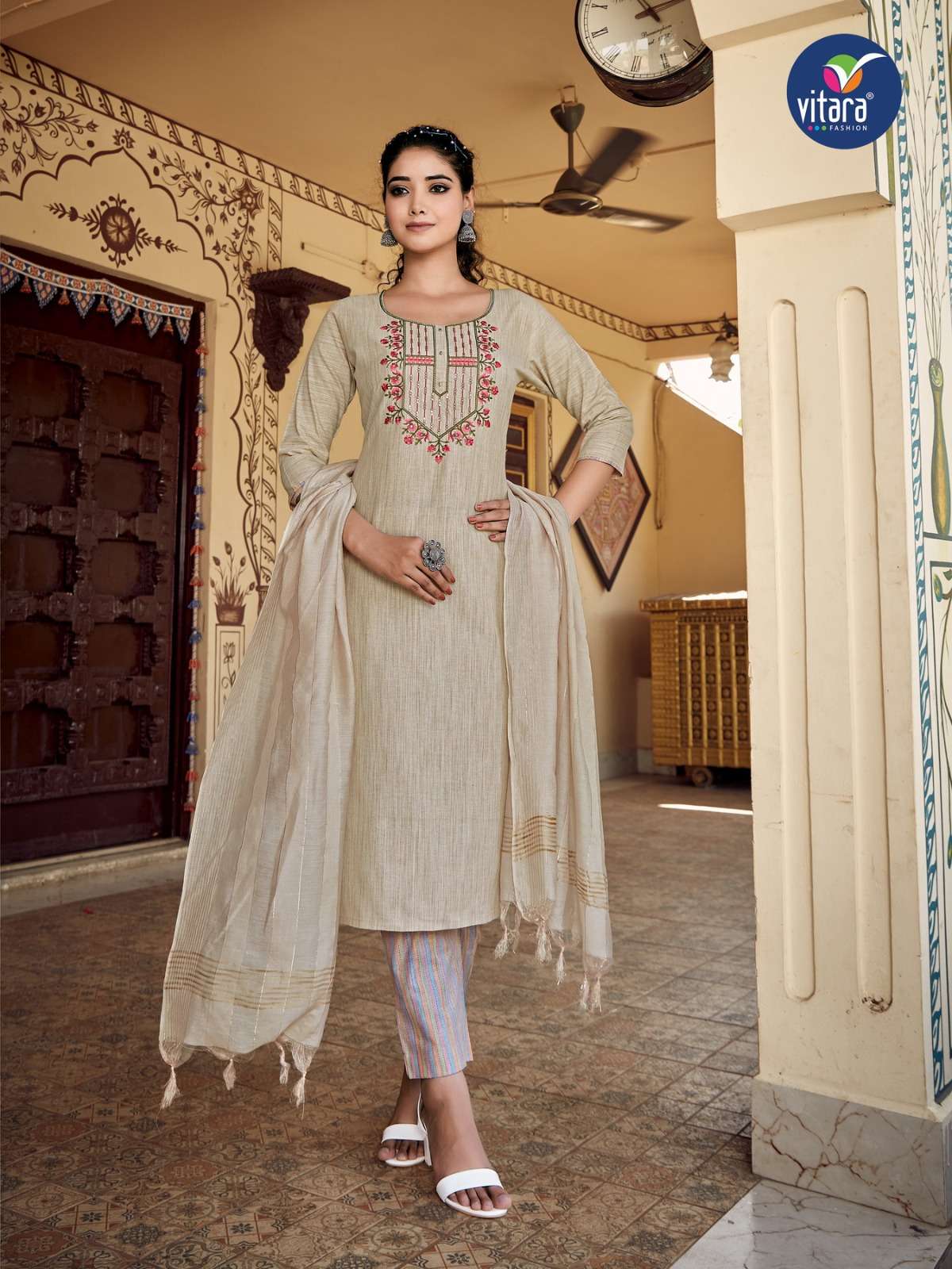 Majento By Vitara 1001 To 1005 Series Beautiful Stylish Festive Suits Fancy Colorful Casual Wear & Ethnic Wear & Ready To Wear Cotton Dresses At Wholesale Price