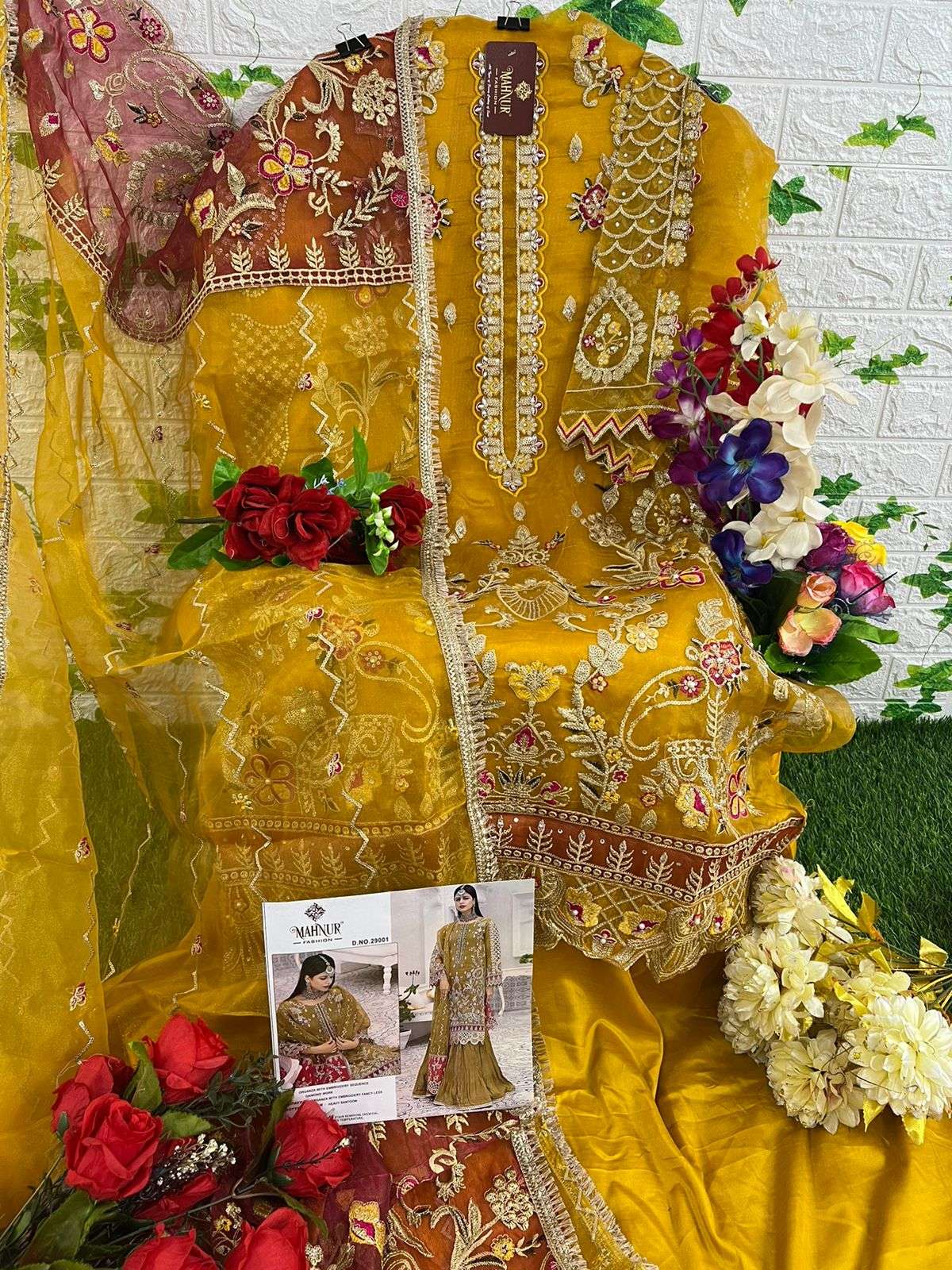 Mahnur Vol-29 By Mahnur Fashion 29001 To 29003 Series Beautiful Collection Pakistani Suits Stylish Fancy Colorful Casual Wear & Ethnic Wear Organza Dresses At Wholesale Price