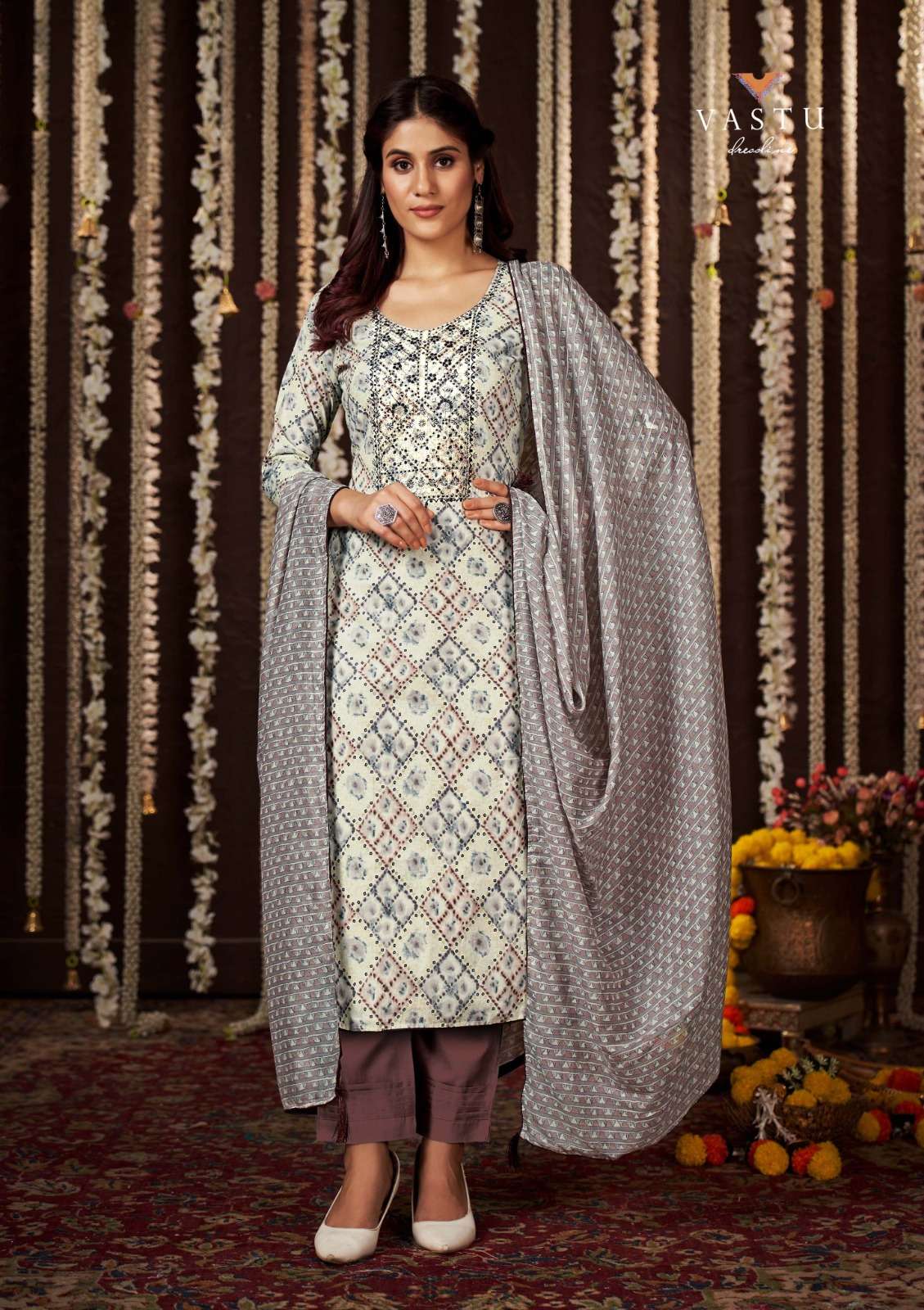 Gulmohar By Vastu Tex 2001 To 2010 Series Designer Suits Collection Beautiful Stylish Colorful Fancy Party Wear & Occasional Wear Pure Lawn Cotton Dresses At Wholesale Price