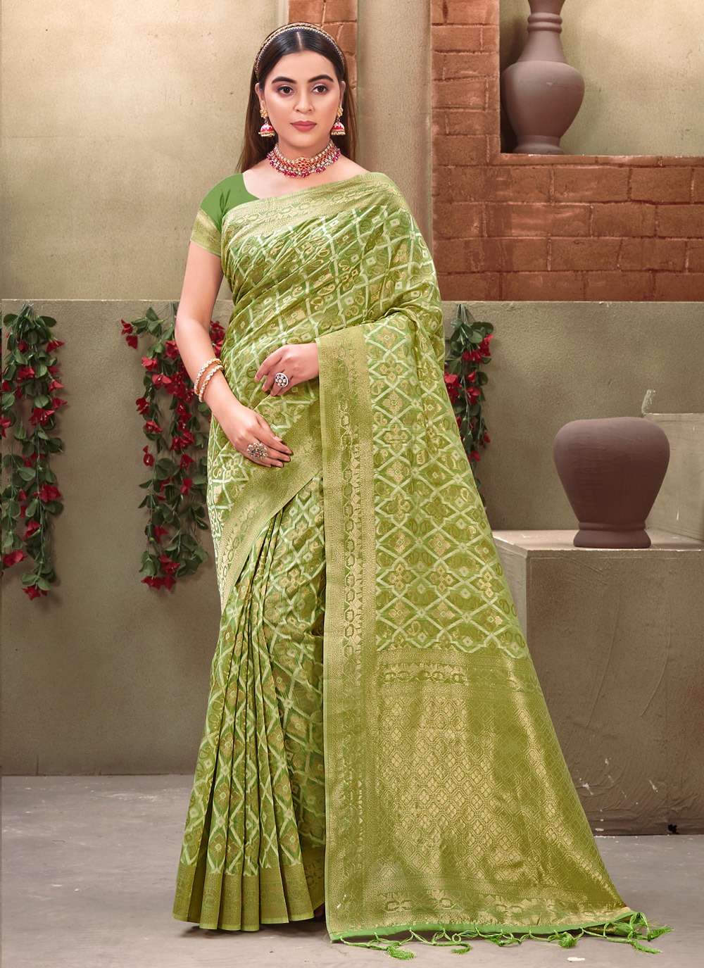 Vishnupriya By Bunawat 1001 To 1006 Series Indian Traditional Wear Collection Beautiful Stylish Fancy Colorful Party Wear & Occasional Wear Cotton Sarees At Wholesale Price