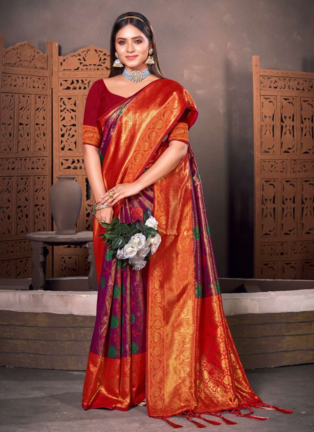 Rajhans By Bunawat 1001 To 1006 Series Indian Traditional Wear Collection Beautiful Stylish Fancy Colorful Party Wear & Occasional Wear Kanjivaram Silk Sarees At Wholesale Price