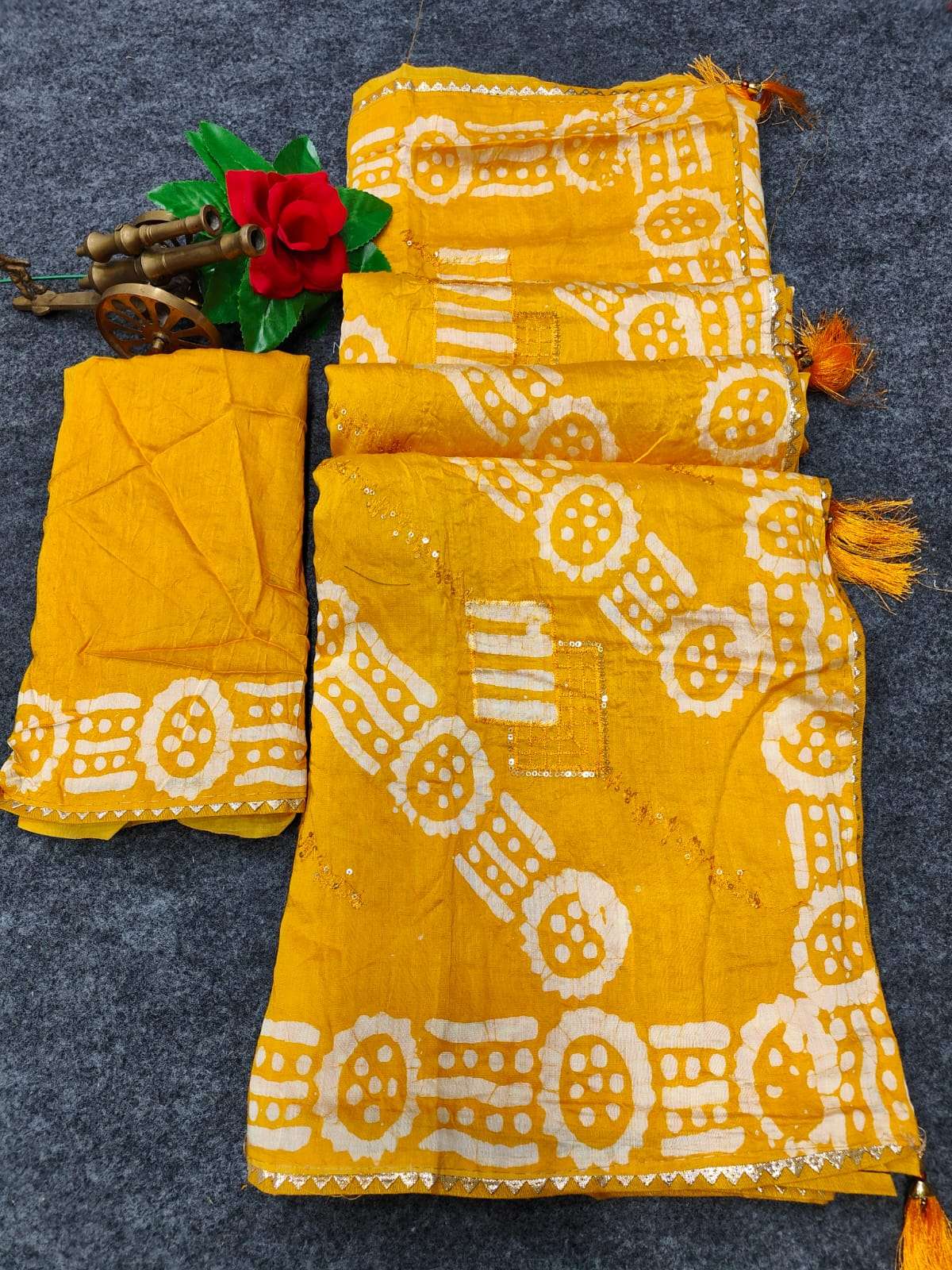 Kirti By Fashid Wholesale 01 To 06 Series Vt Indian Traditional Wear Collection Beautiful Stylish Fancy Colorful Party Wear & Occasional Wear Soft Cotton Sarees At Wholesale Price