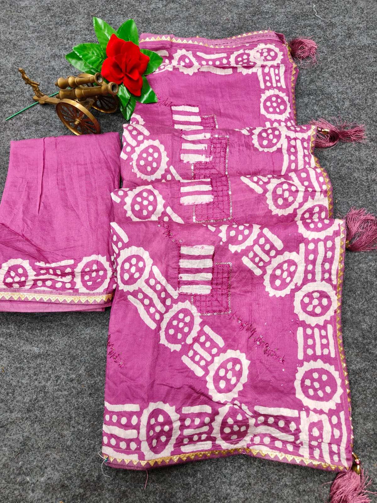 Kirti By Fashid Wholesale 01 To 06 Series Vt Indian Traditional Wear Collection Beautiful Stylish Fancy Colorful Party Wear & Occasional Wear Soft Cotton Sarees At Wholesale Price