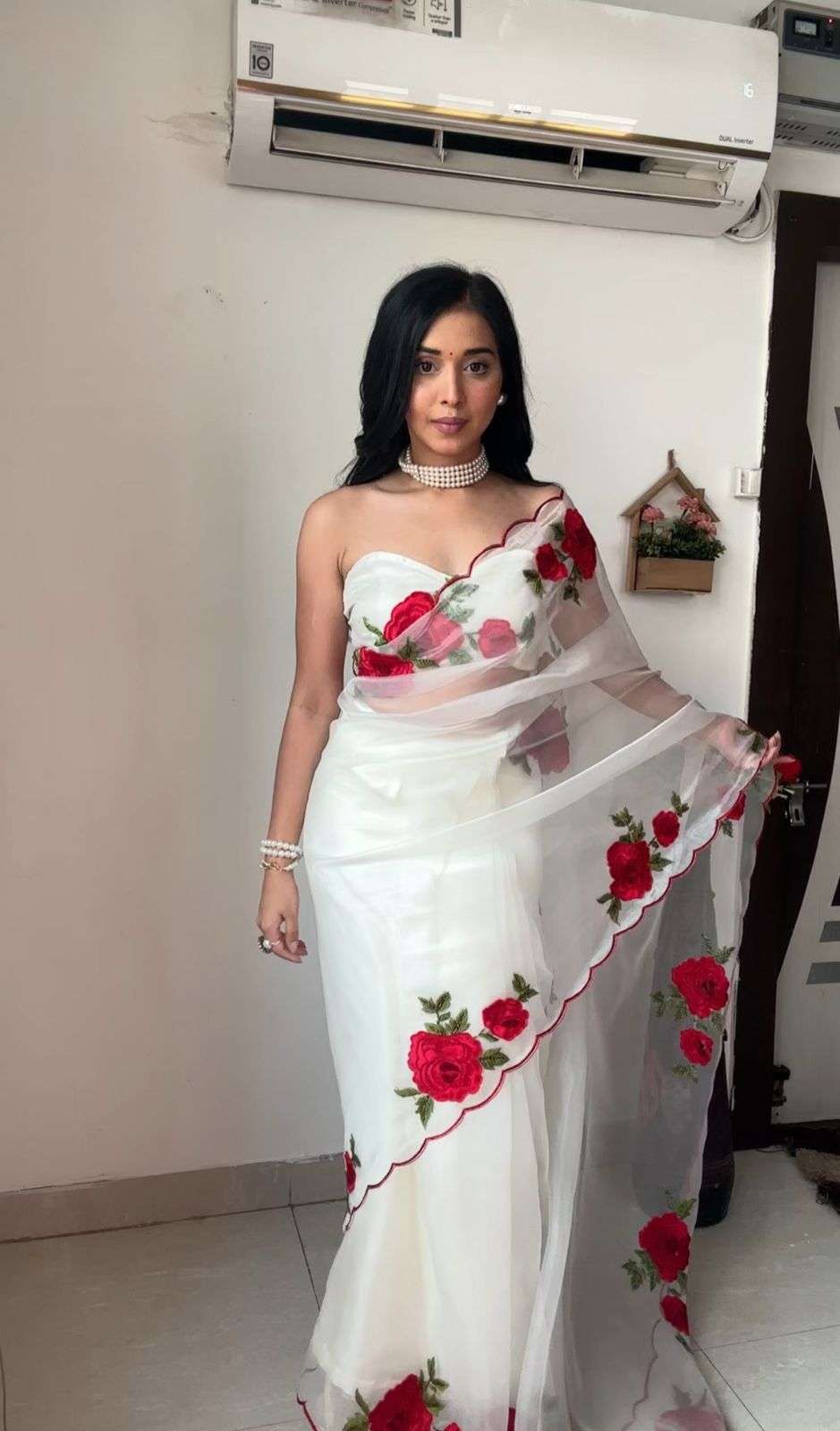 408 By Fashid Wholesale Kd Indian Traditional Wear Collection Beautiful Stylish Fancy Colorful Party Wear & Occasional Wear Tabby Silk Sarees At Wholesale Price