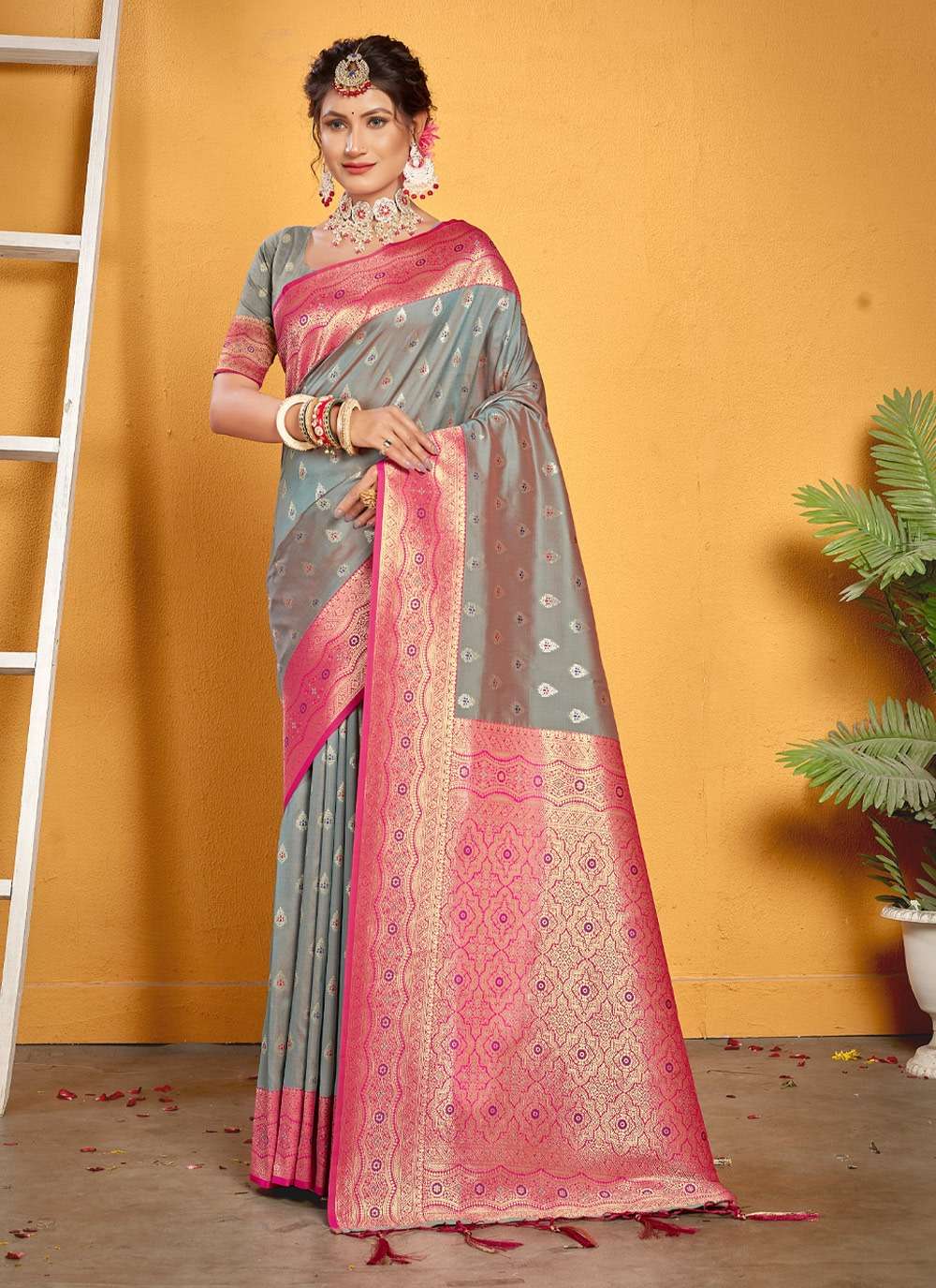 Mastani Silk By Bunawat 1001 To 1006 Series Indian Traditional Wear Collection Beautiful Stylish Fancy Colorful Party Wear & Occasional Wear Banarasi Silk Sarees At Wholesale Price