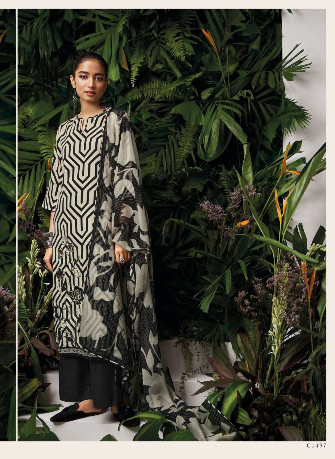 Kyomi  By Ganga Fashion 1497 To 1502 Series Beautiful Stylish Festive Suits Fancy Colorful Casual Wear & Ethnic Wear & Ready To Wear Cotton Silk Dresses At Wholesale Price