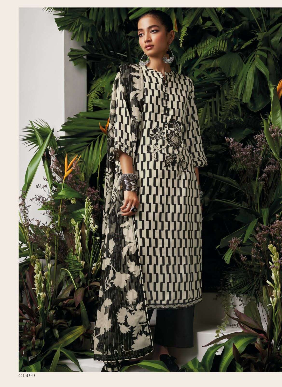 Kyomi  By Ganga Fashion 1497 To 1502 Series Beautiful Stylish Festive Suits Fancy Colorful Casual Wear & Ethnic Wear & Ready To Wear Cotton Silk Dresses At Wholesale Price