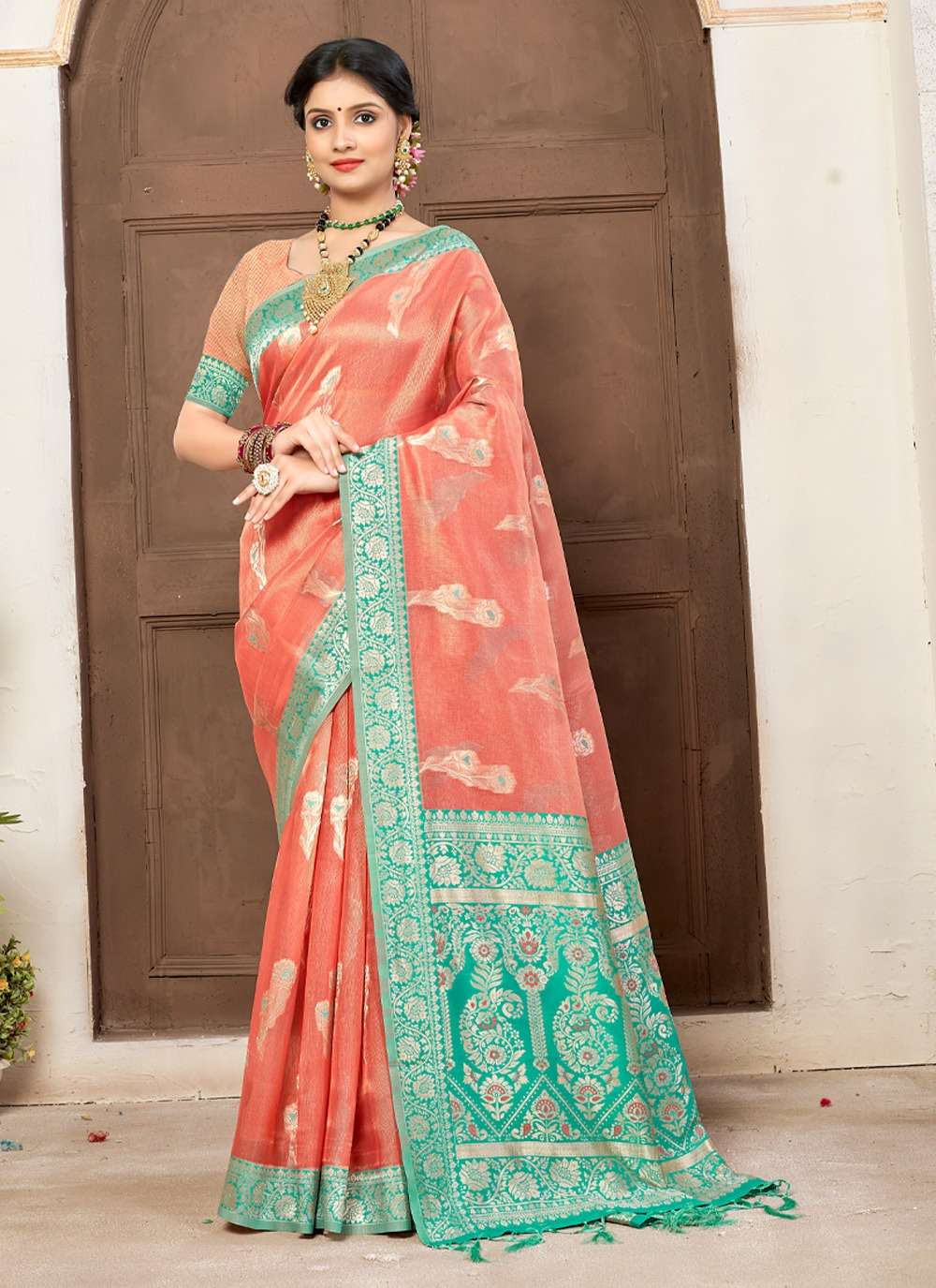 Vibhor By Bunawat 1001 To 1006 Series Indian Traditional Wear Collection Beautiful Stylish Fancy Colorful Party Wear & Occasional Wear Cotton Sarees At Wholesale Price