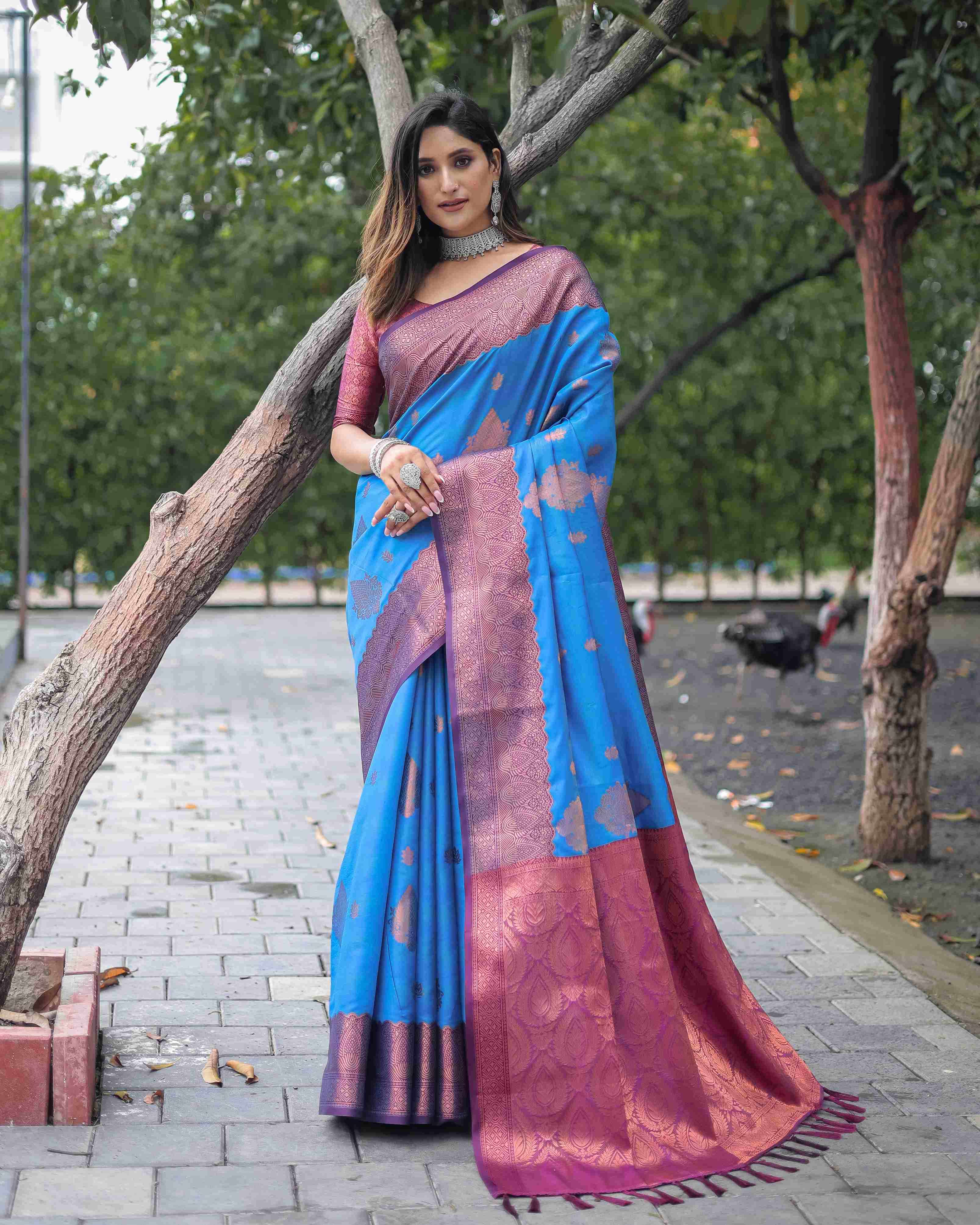 Aarushi By Fashid Wholesale 01 To 08 Series Vv Indian Traditional Wear Collection Beautiful Stylish Fancy Colorful Party Wear & Occasional Wear Kanjivaram Silk Sarees At Wholesale Price