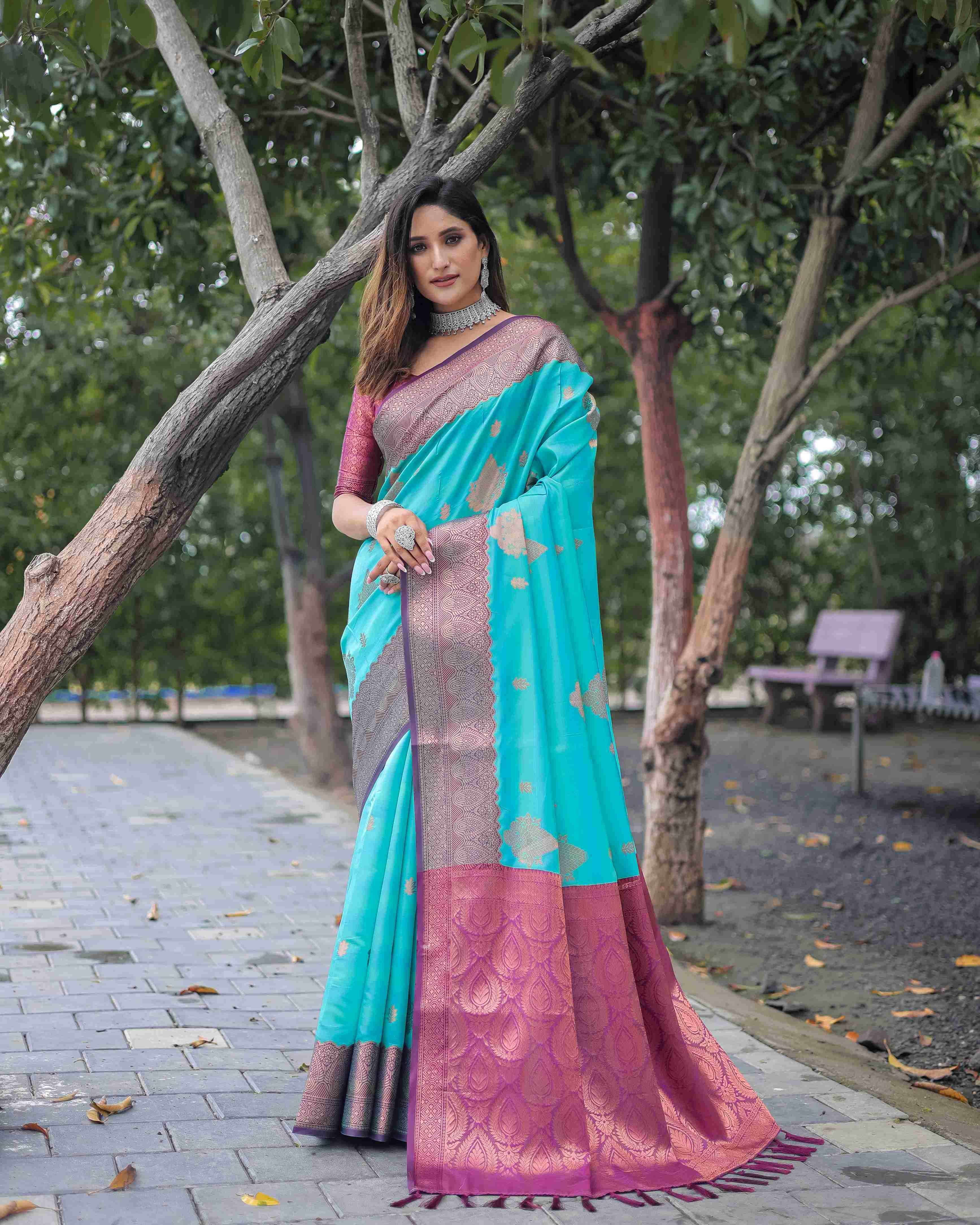 Aarushi By Fashid Wholesale 01 To 08 Series Vv Indian Traditional Wear Collection Beautiful Stylish Fancy Colorful Party Wear & Occasional Wear Kanjivaram Silk Sarees At Wholesale Price
