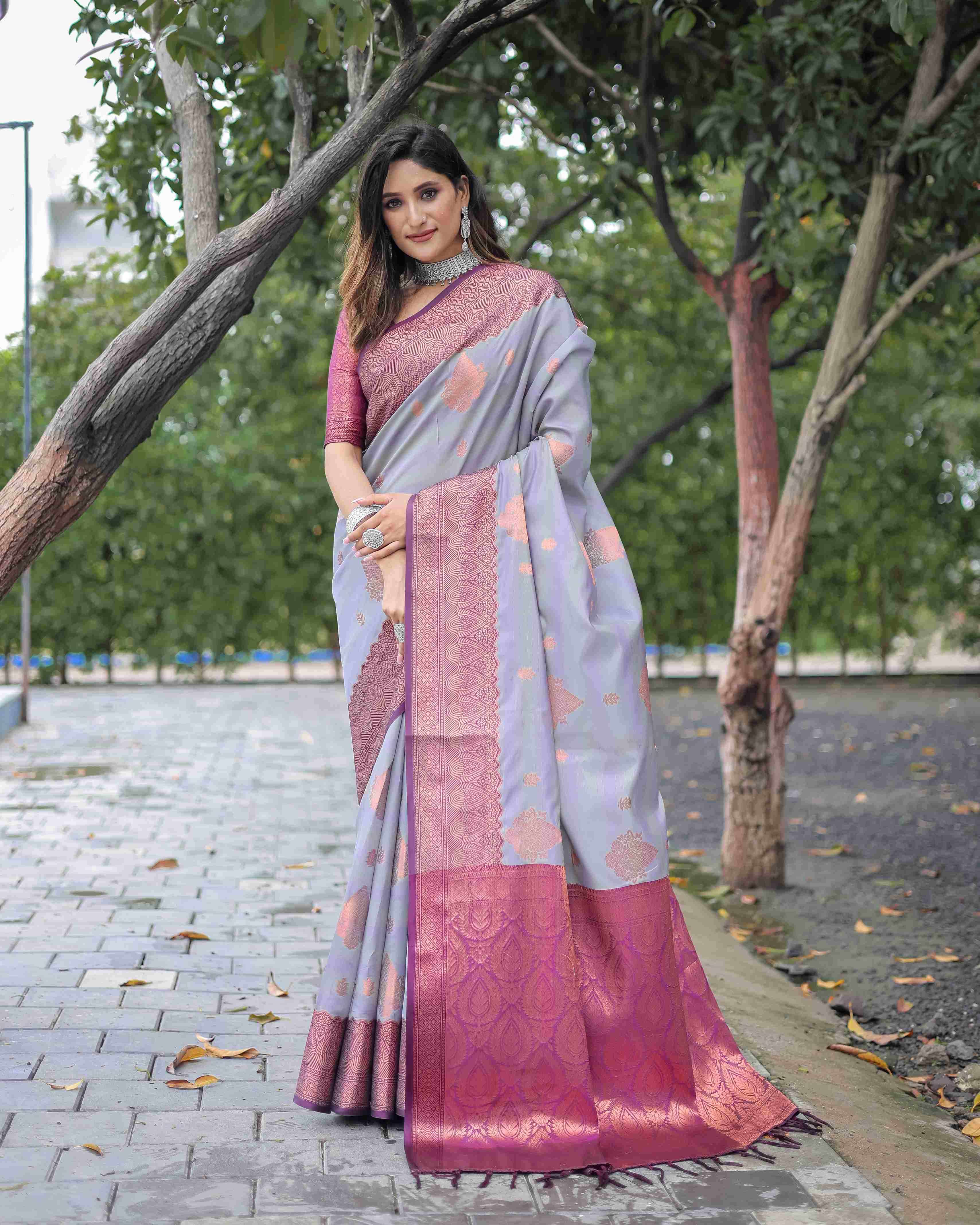 Aarushi By Fashid Wholesale 01 To 08 Series Vv Indian Traditional Wear Collection Beautiful Stylish Fancy Colorful Party Wear & Occasional Wear Kanjivaram Silk Sarees At Wholesale Price
