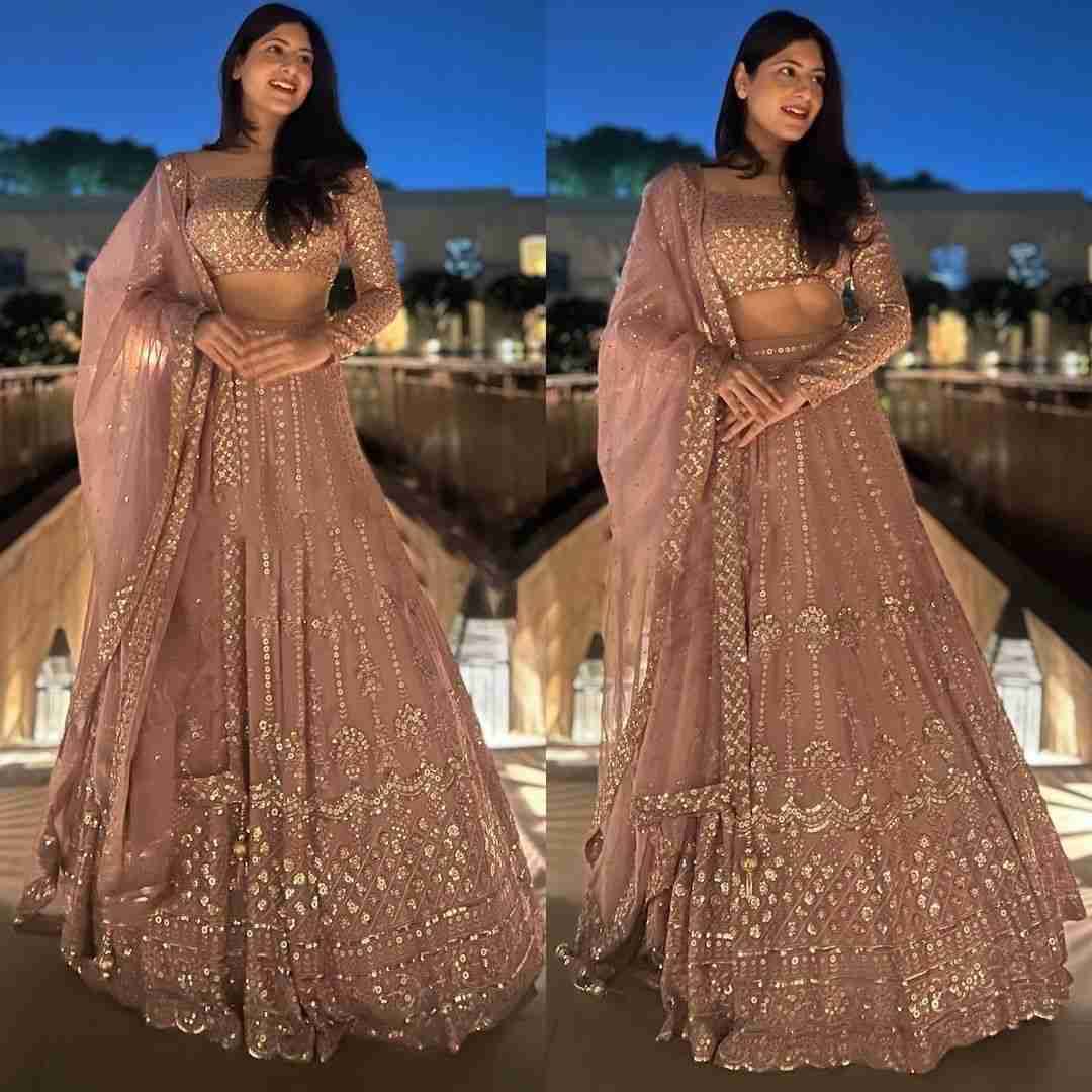 6378 By Fashid Wholesale Kd Indian Traditional Beautiful Stylish Designer Banarasi Silk Jacquard Embroidered Party Wear Georgette Lehengas At Wholesale Price