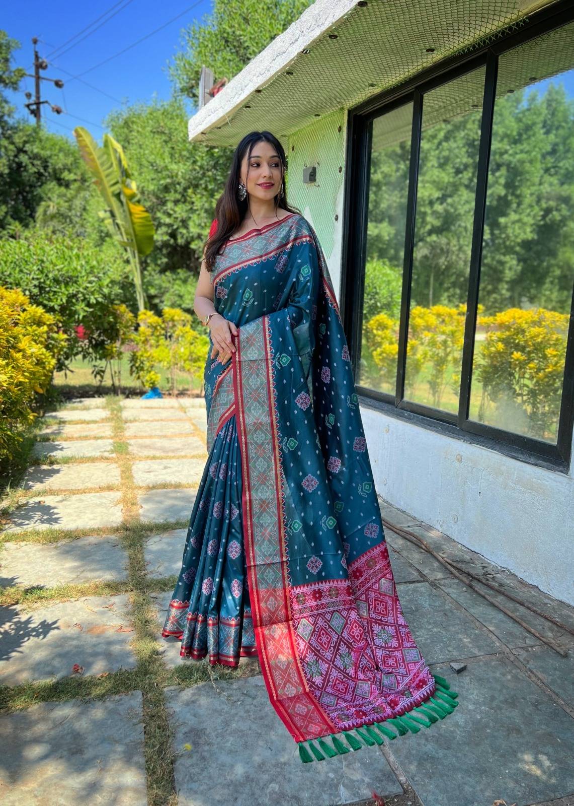 Rangeen Patola Vol-2 By Fashid Wholesale 01 To 07 Series Indian Traditional Wear Collection Beautiful Stylish Fancy Colorful Party Wear & Occasional Wear Pure Silk Sarees At Wholesale Price