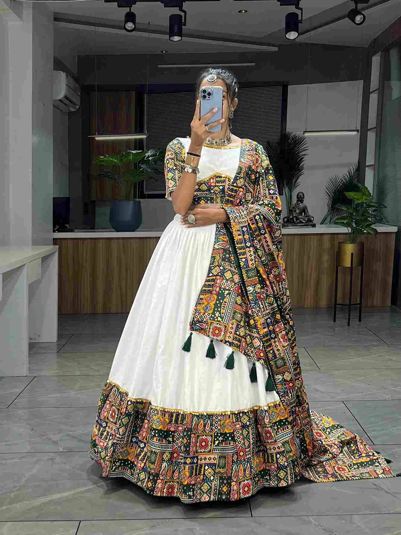 Gr-7113 By Fashid Wholesale 01 To 02 Series Navratri Wear Collection Beautiful Stylish Colorful Fancy Party Wear & Occasional Wear Pure Cotton Lehengas At Wholesale Price