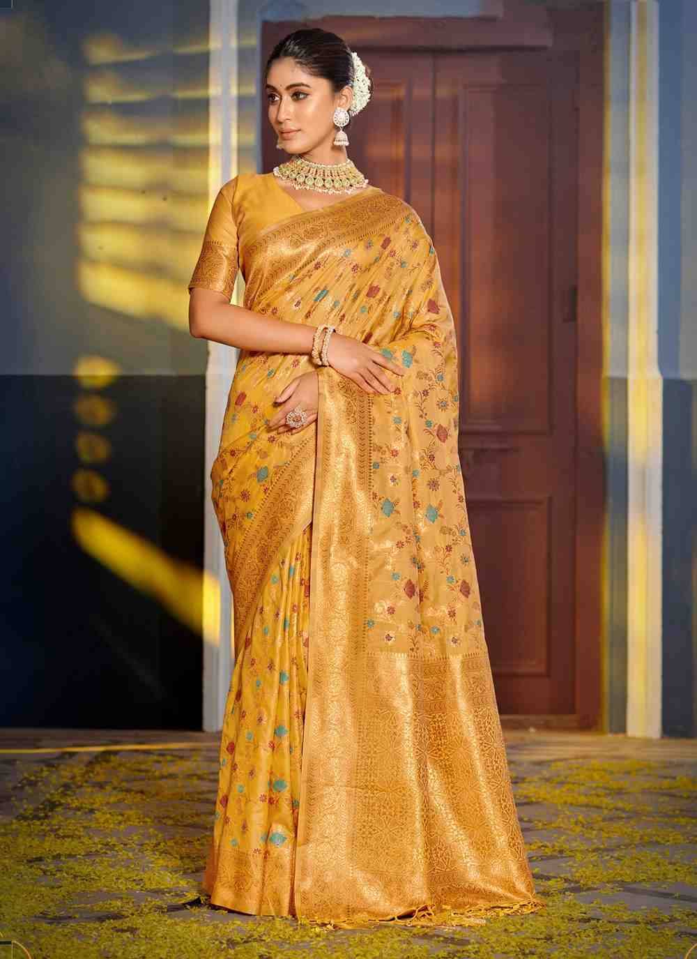 Vastukala By Sangam Prints 5117 To 5122 Series Indian Traditional Wear Collection Beautiful Stylish Fancy Colorful Party Wear & Occasional Wear Banarasi Silk Sarees At Wholesale Price