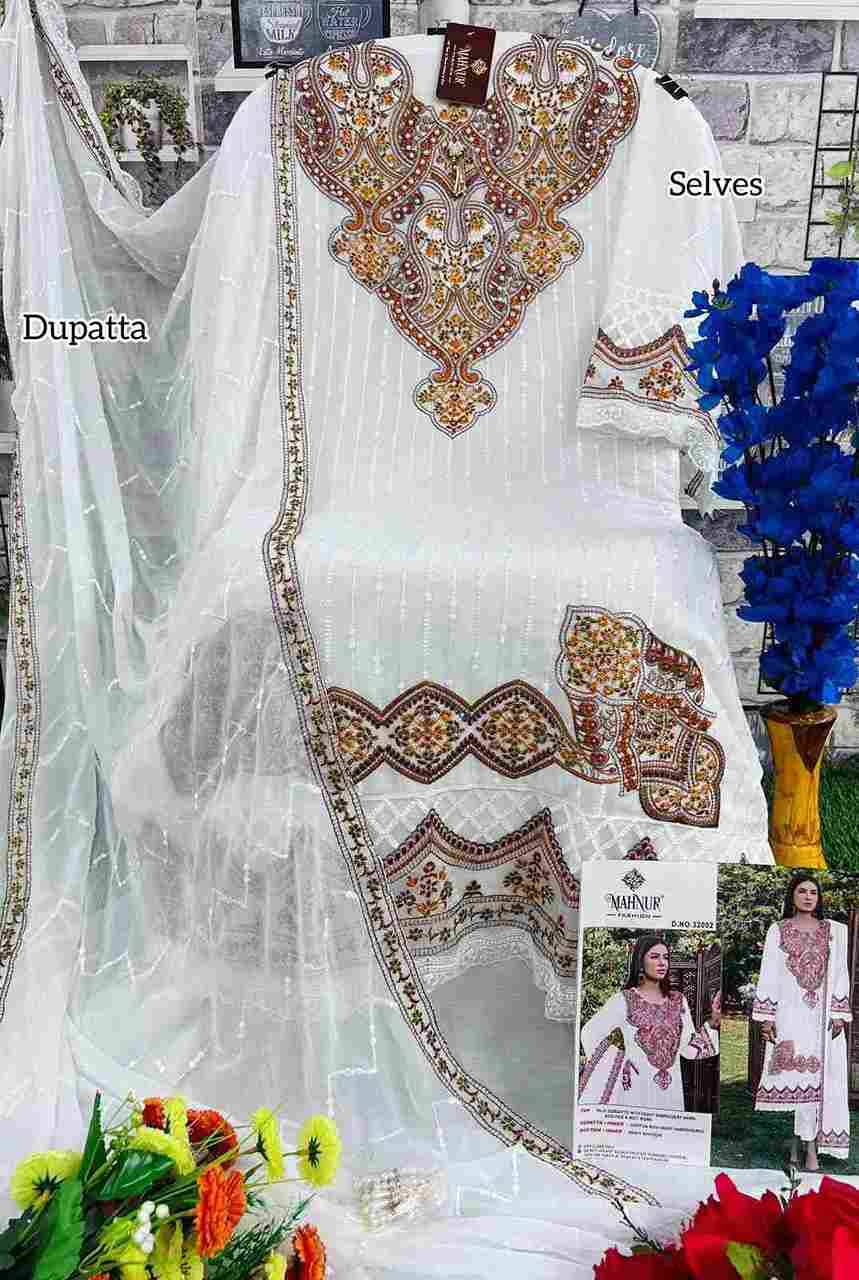 Mahnur Vol-32 By Mahnur Fashion 32001 To 32003 Series Designer Pakistani Suits Beautiful Stylish Fancy Colorful Party Wear & Occasional Wear Faux Georgette Embroidered Dresses At Wholesale Price