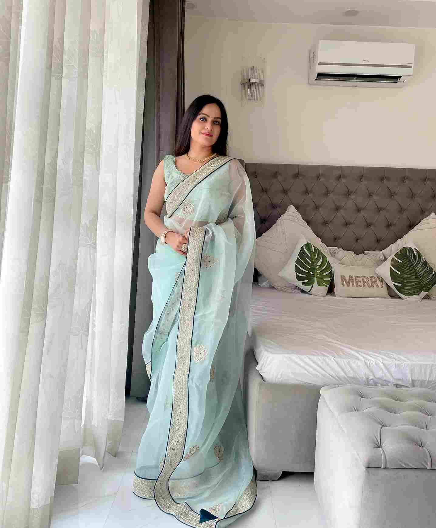 Aarjoo By Fashid Wholesale 01 To 05 Series Indian Traditional Wear Collection Beautiful Stylish Fancy Colorful Party Wear & Occasional Wear Pure Organza Silk Sarees At Wholesale Price