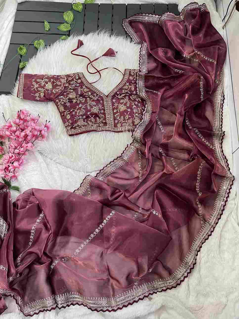 Darshini By Fashid Wholesale 01 To 05 Series Indian Traditional Wear Collection Beautiful Stylish Fancy Colorful Party Wear & Occasional Wear Soft Silk Sarees At Wholesale Price