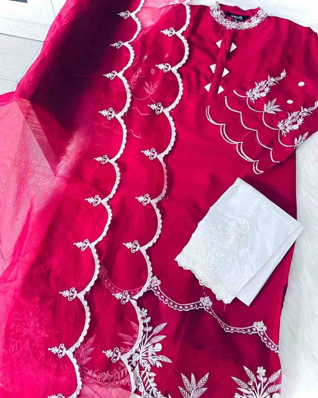 Safa Hit Design 1079 By Safa Fashion Beautiful Pakistani Suits Stylish Fancy Colorful Party Wear & Occasional Wear Heavy Georgette Embroidered Dresses At Wholesale Price