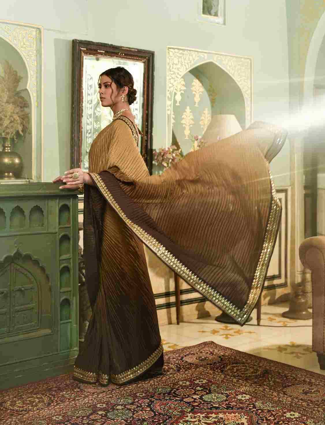 Maniya By Fashid Wholesale 01 To 07 Series Indian Traditional Wear Collection Beautiful Stylish Fancy Colorful Party Wear & Occasional Wear Chinnon Silk Sarees At Wholesale Price