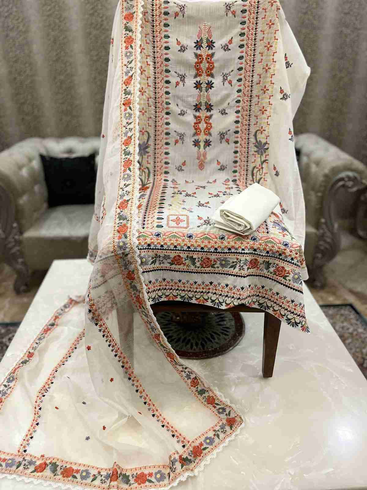 Saniya Trendz Hit Design 1004 By Saniya Trendz Beautiful Pakistani Suits Colorful Stylish Fancy Casual Wear & Ethnic Wear Cotton Embroidered Dresses At Wholesale Price