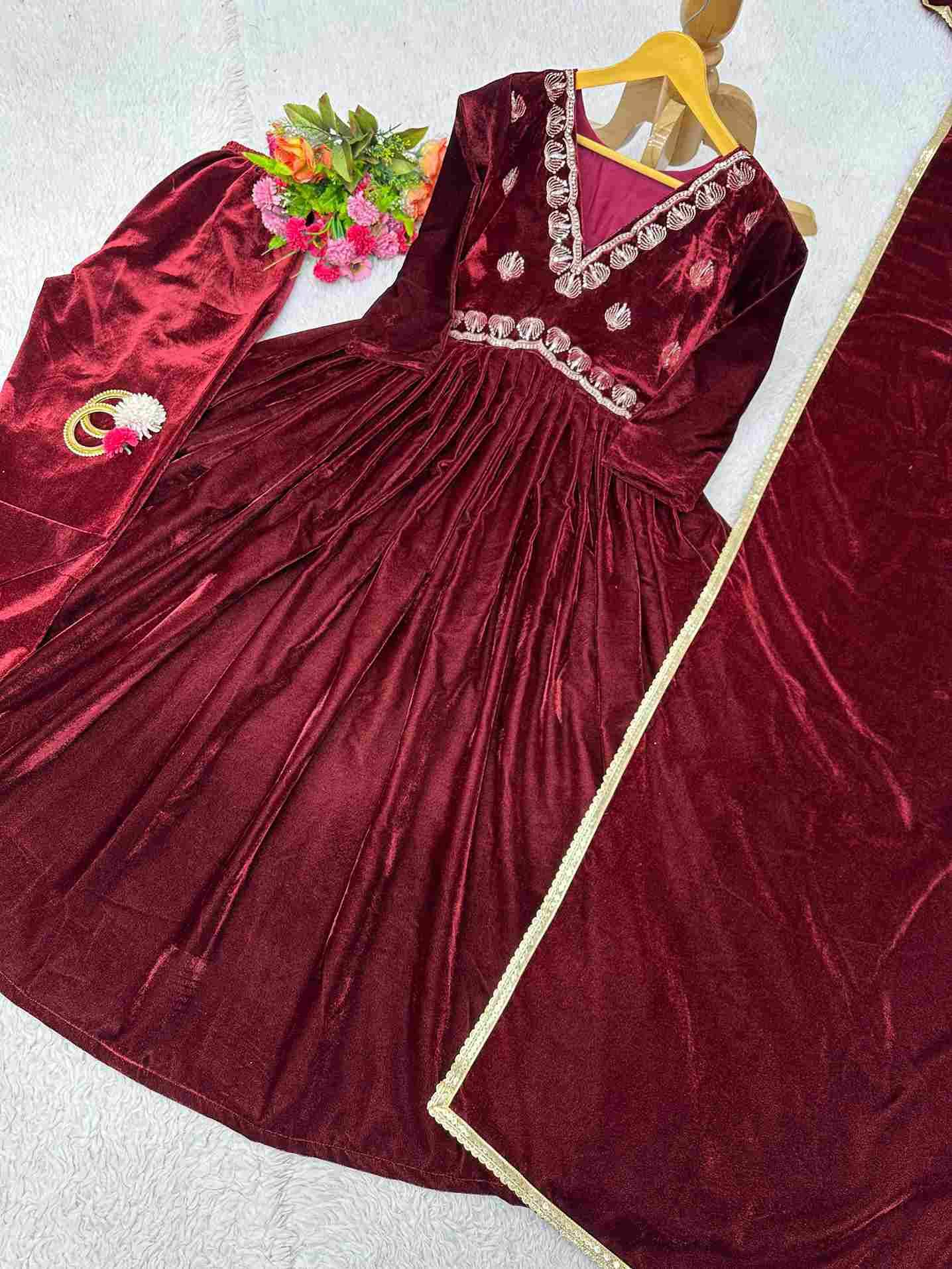 8069 By Fashid Wholesale Designer Anarkali Suits Collection Beautiful Stylish Fancy Colorful Party Wear & Occasional Wear Velvet Dresses At Wholesale Price