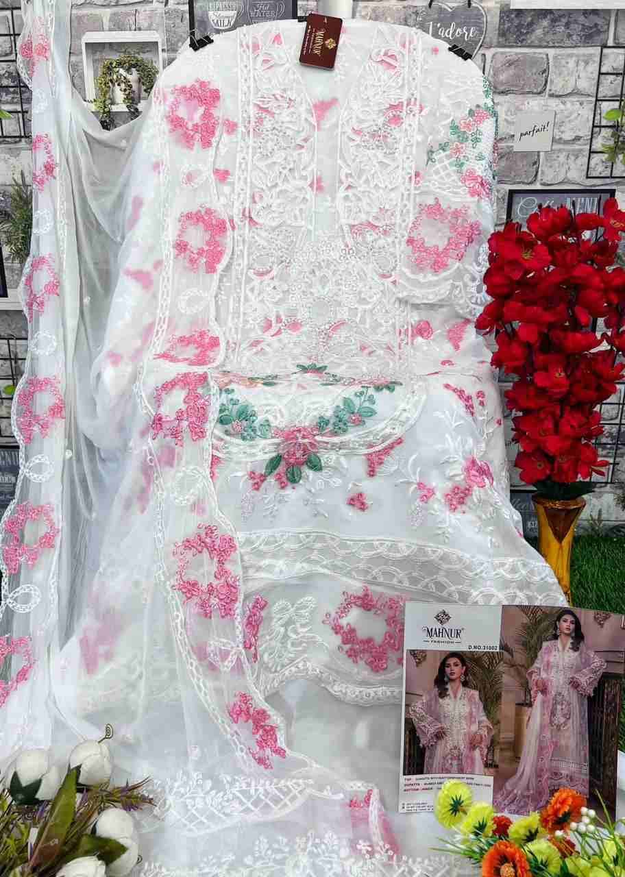 Mahnur Hit Design 31002 By Mahnur Fashion Beautiful Pakistani Suits Colorful Stylish Fancy Casual Wear & Ethnic Wear Heavy Georgette Dresses At Wholesale Price