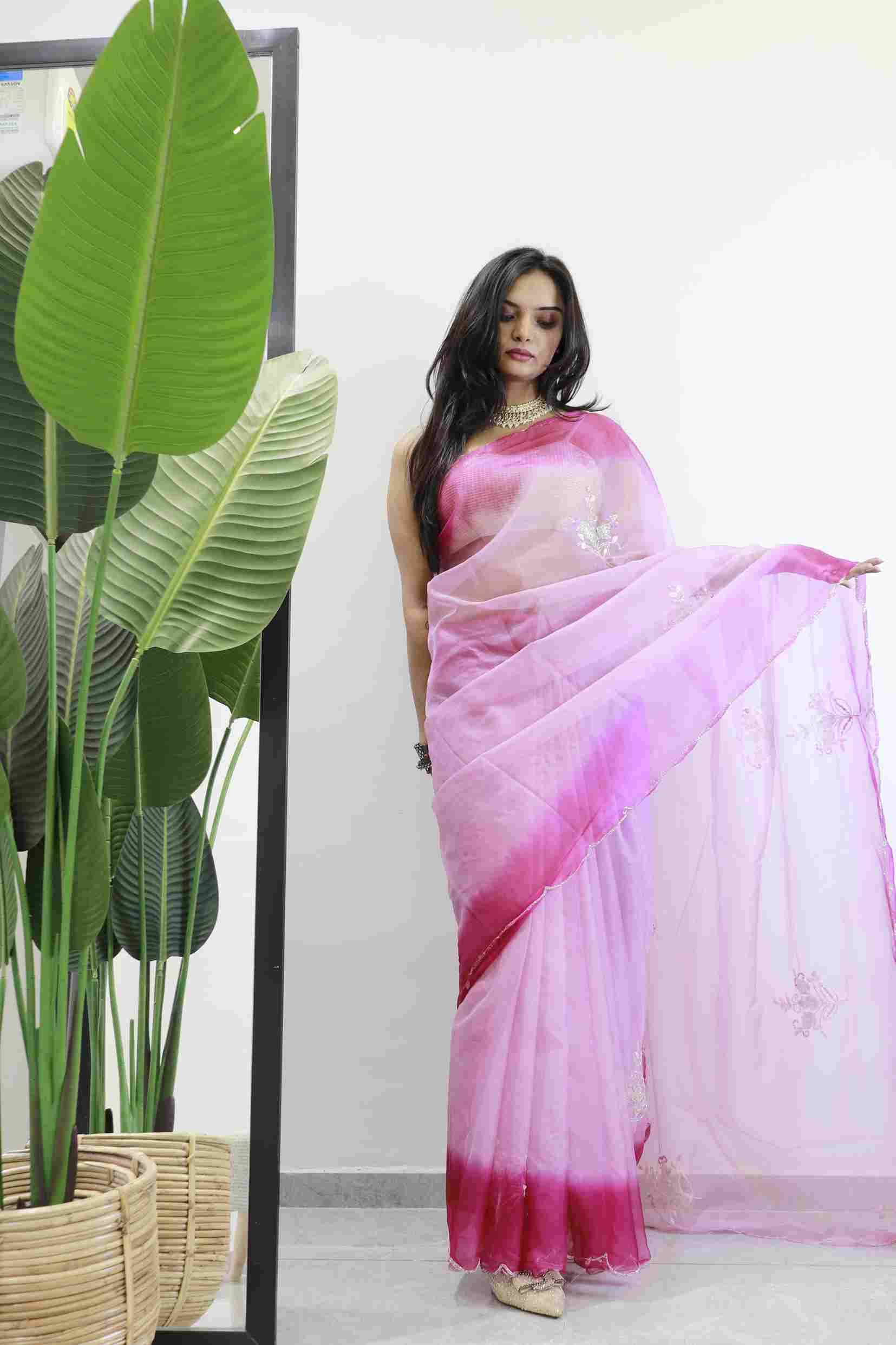 Praachi By Fashid Wholesale 01 To 04 Series Indian Traditional Wear Collection Beautiful Stylish Fancy Colorful Party Wear & Occasional Wear Pure Soft Oraganza Silk Sarees At Wholesale Price