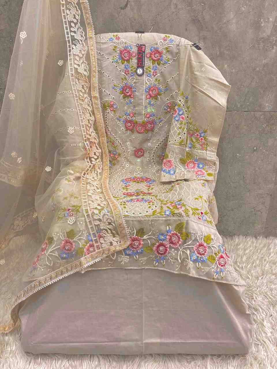 Hoor Tex Hit Design H-318 By Hoor Tex Designer Festive Pakistani Suits Collection Beautiful Stylish Fancy Colorful Party Wear & Occasional Wear Heavy Cotton With Embroidered Dresses At Wholesale Price