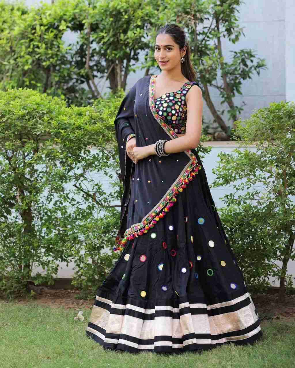 L-608 By Fashid Wholesale Navratri Wear Collection Beautiful Stylish Colorful Fancy Party Wear & Occasional Wear Pure Muslin Lehengas At Wholesale Price