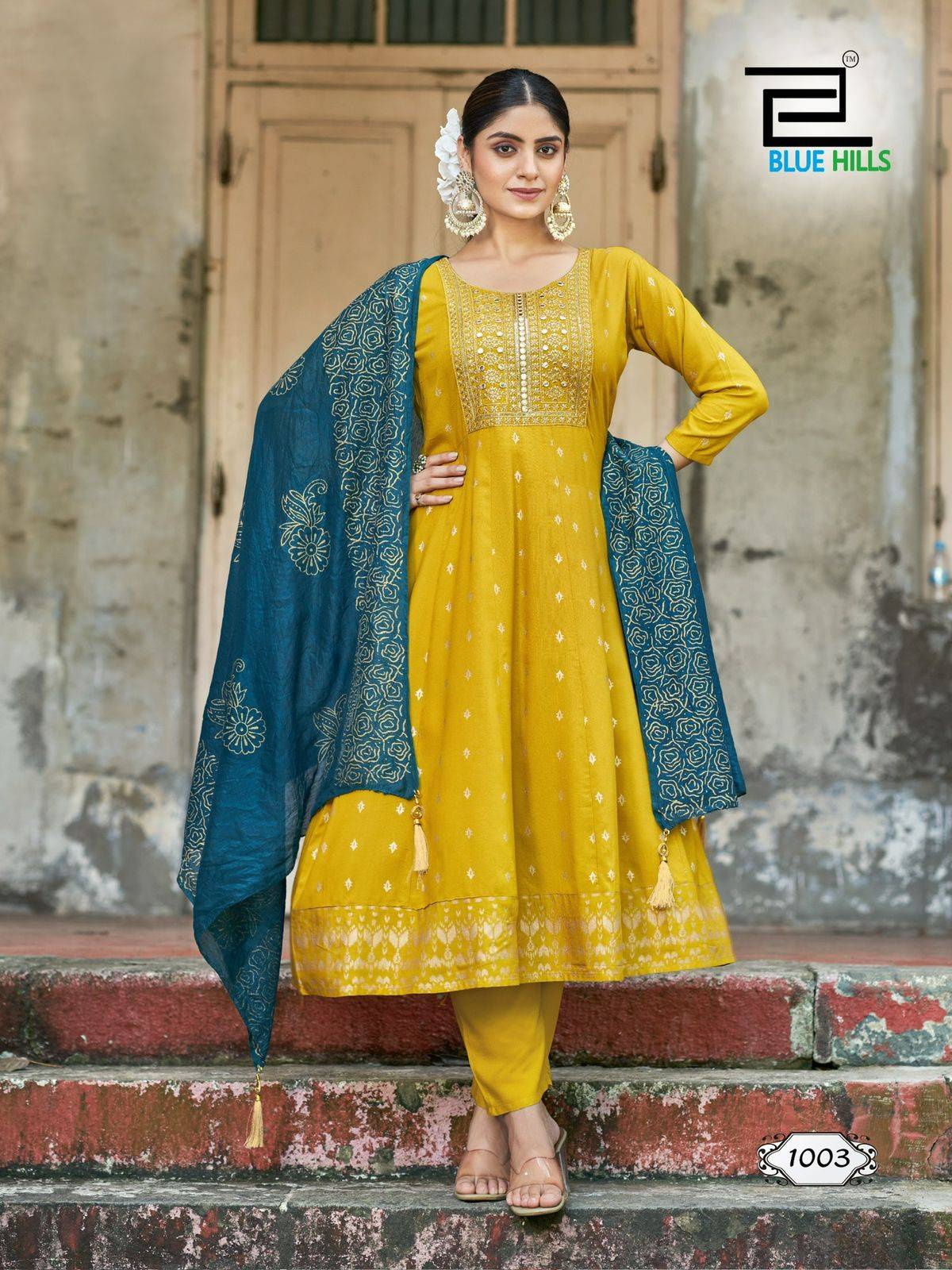 Batu Caves By Blue Hills 1001 To 1008 Series Beautiful Festive Suits Stylish Fancy Colorful Casual Wear & Ethnic Wear Rayon Dresses At Wholesale Price