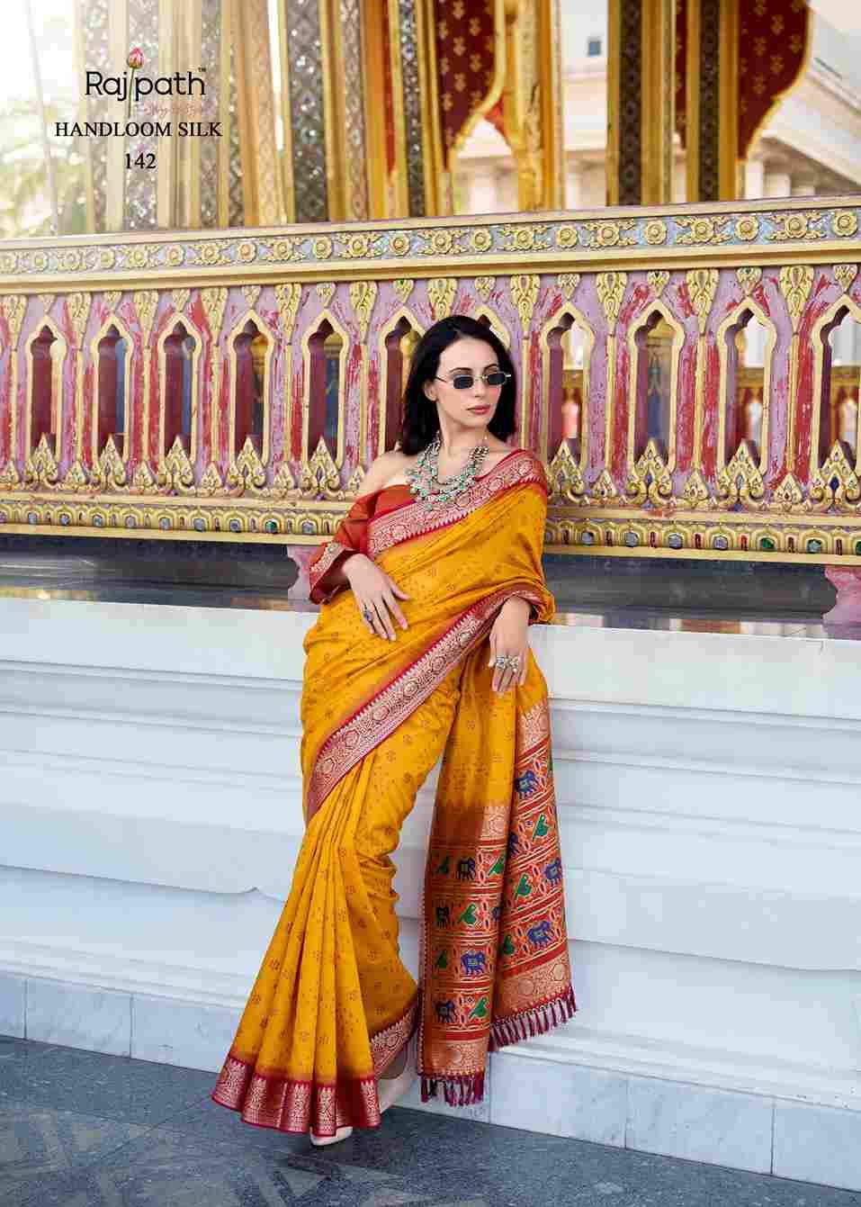 Aaradhya By Rajpath 137 To 142 Series Indian Traditional Wear Collection Beautiful Stylish Fancy Colorful Party Wear & Occasional Wear Handloom Silk Sarees At Wholesale Price